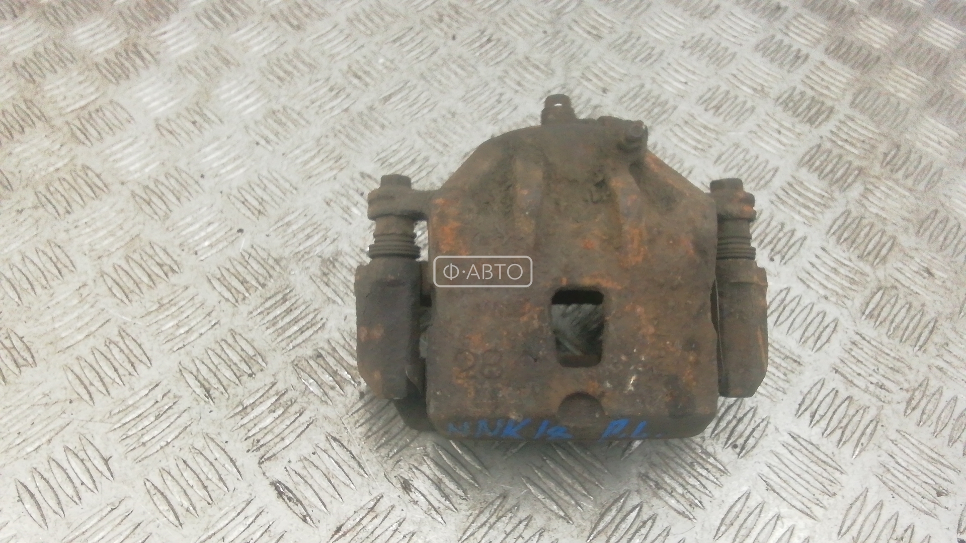 Суппорт тормозной передний левый