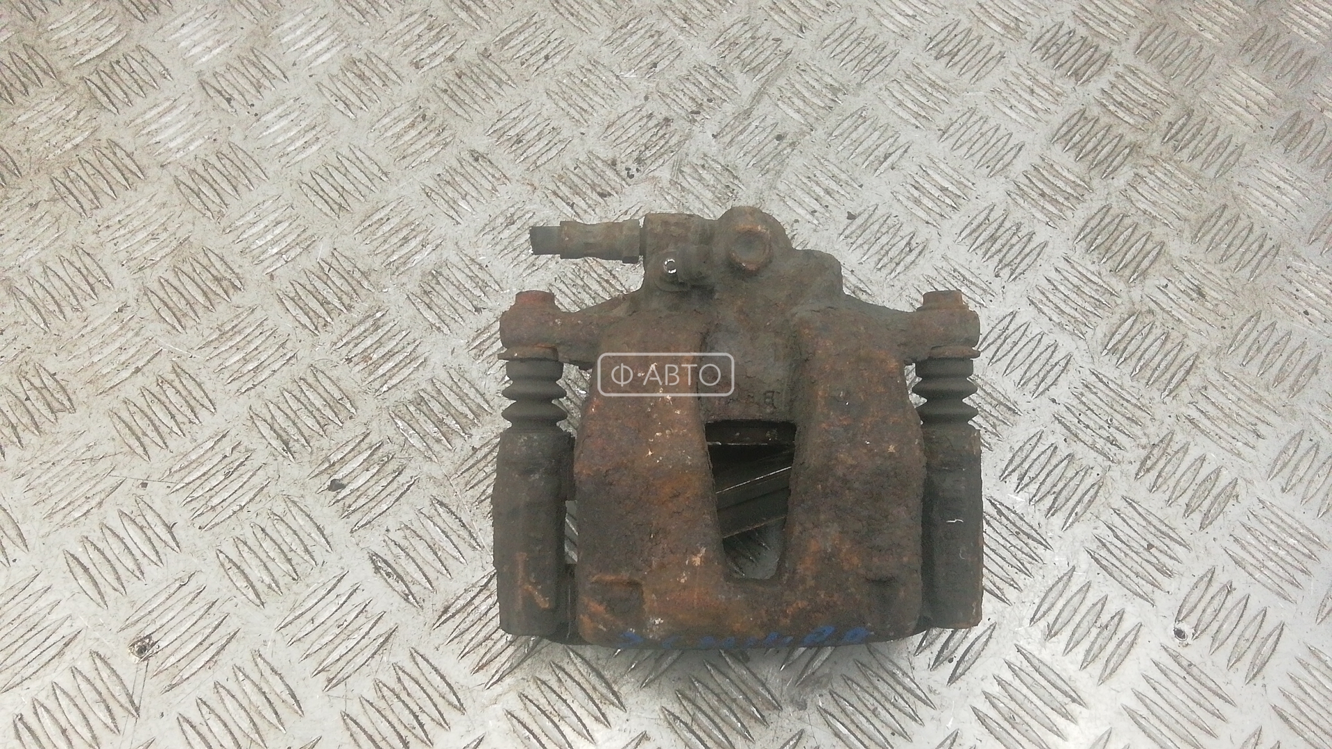 Суппорт тормозной передний правый