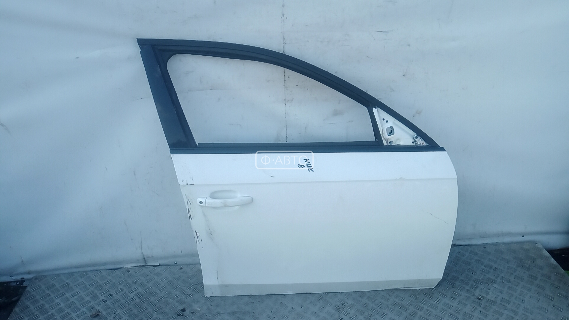 Дверь передняя правая