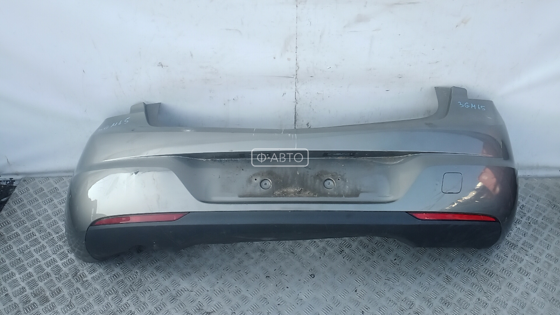 Бампер задний