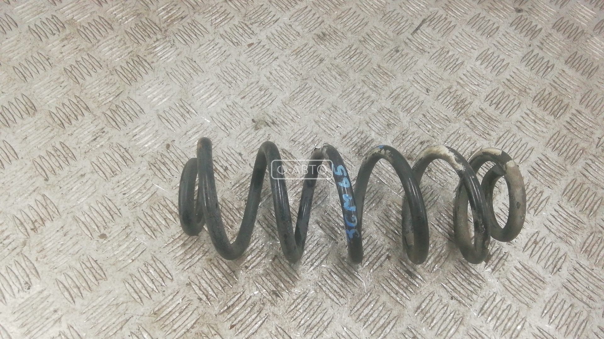 Пружина задняя