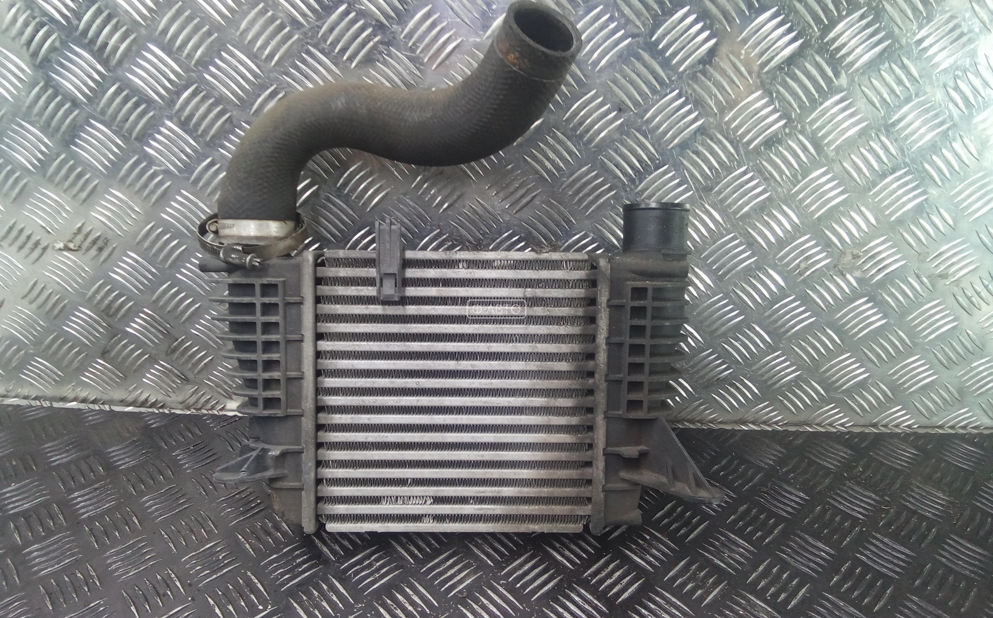 Радиатор интеркулера