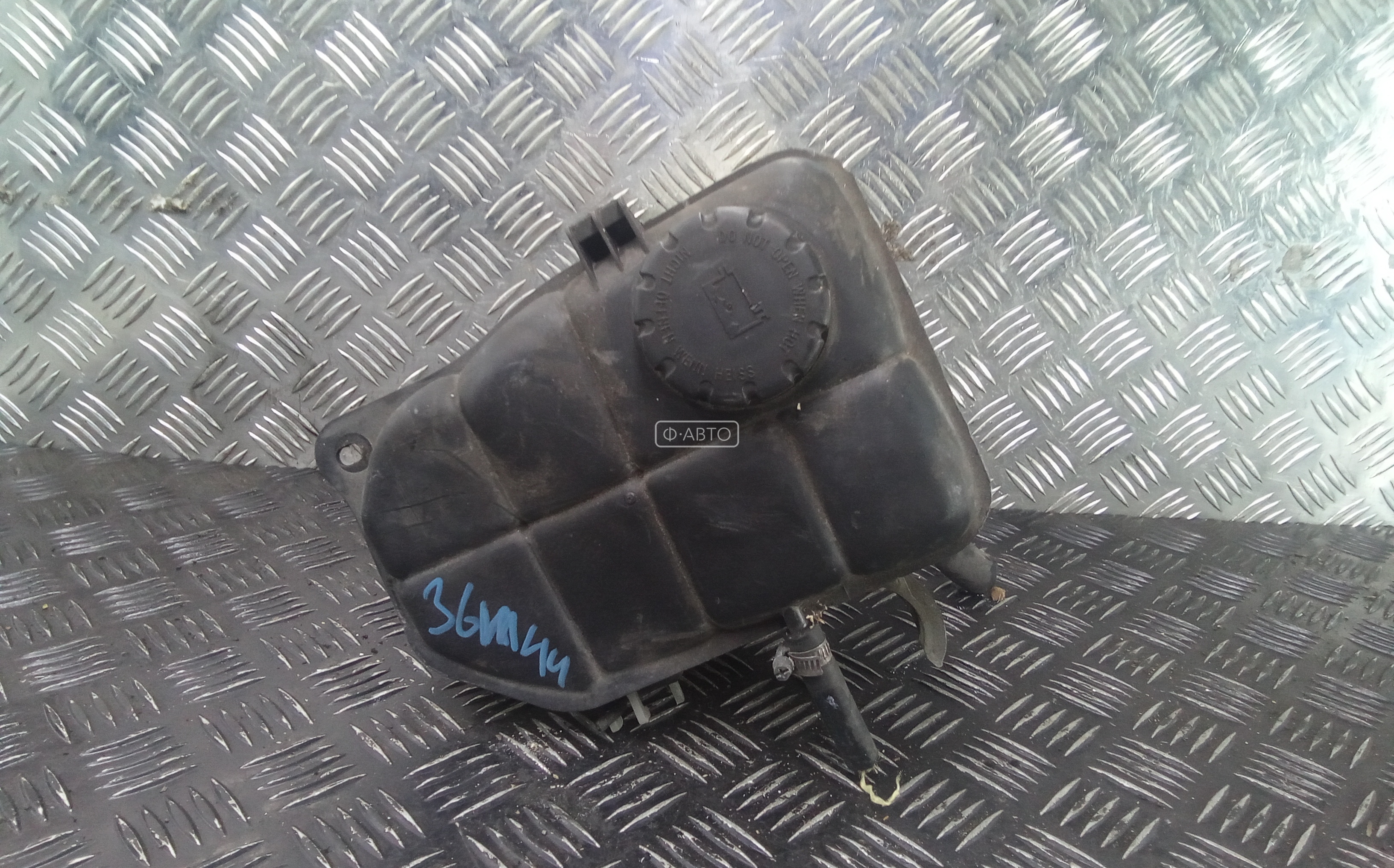 Бачок расширительный