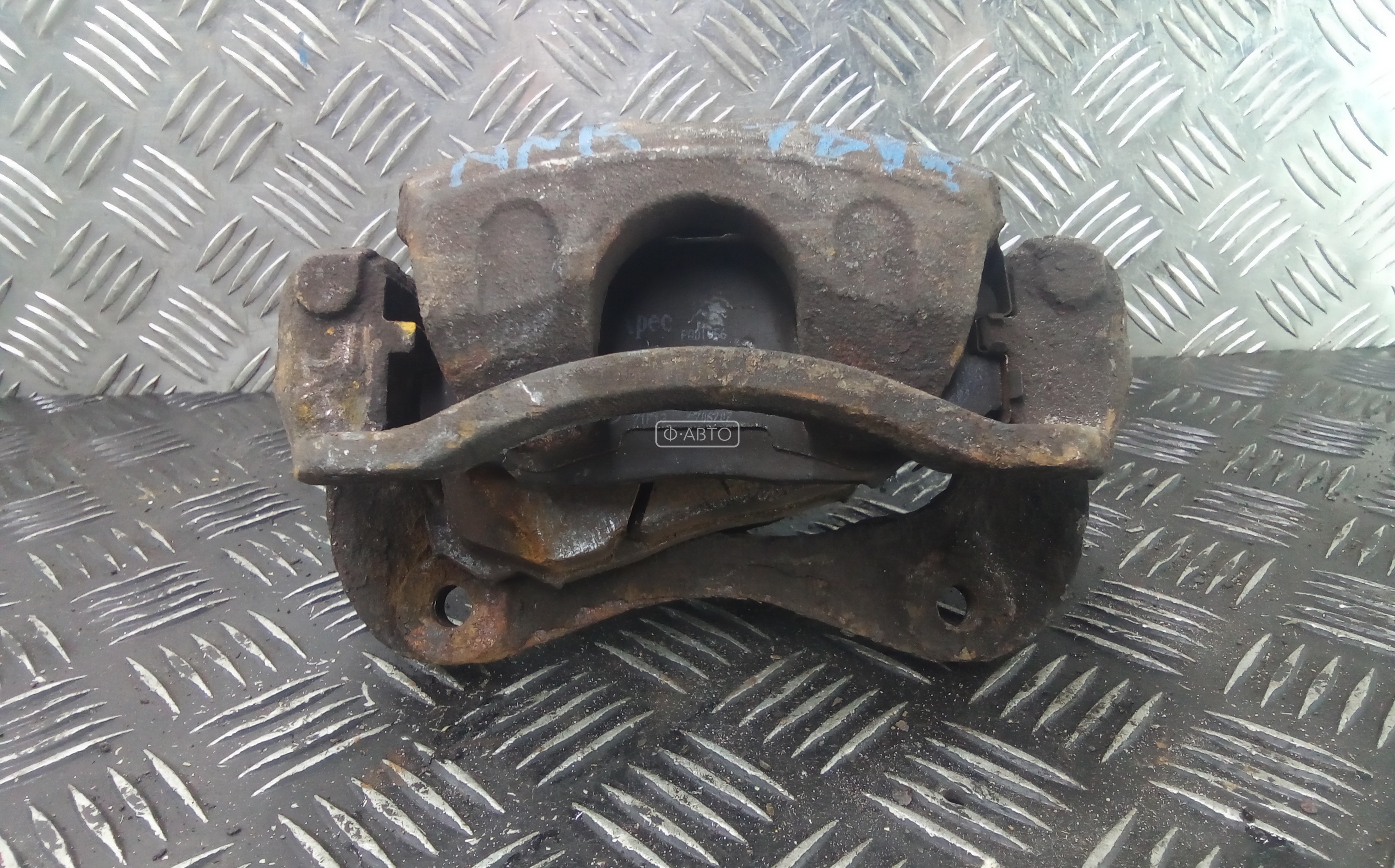 Суппорт тормозной передний правый