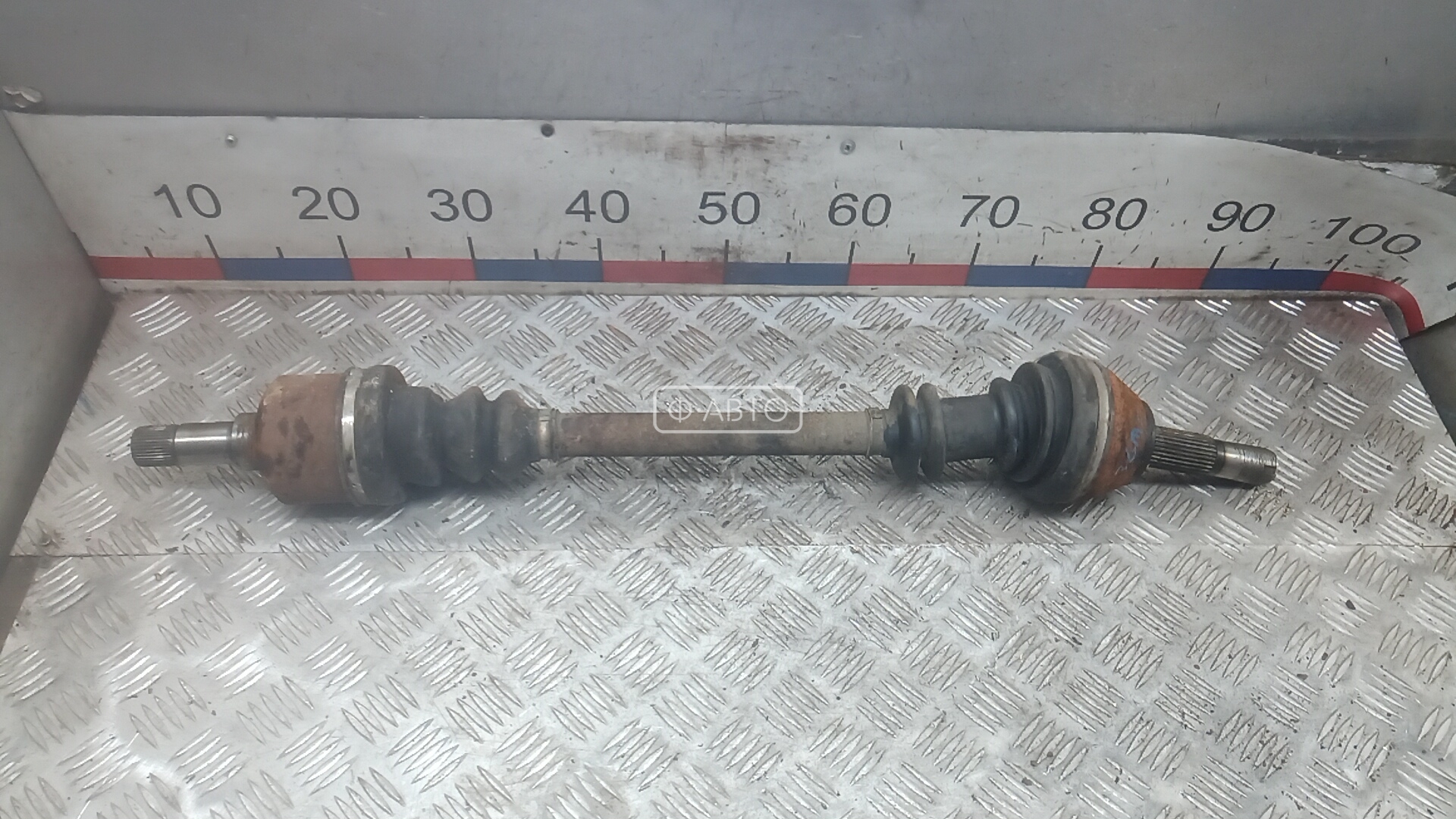 Привод передний левый