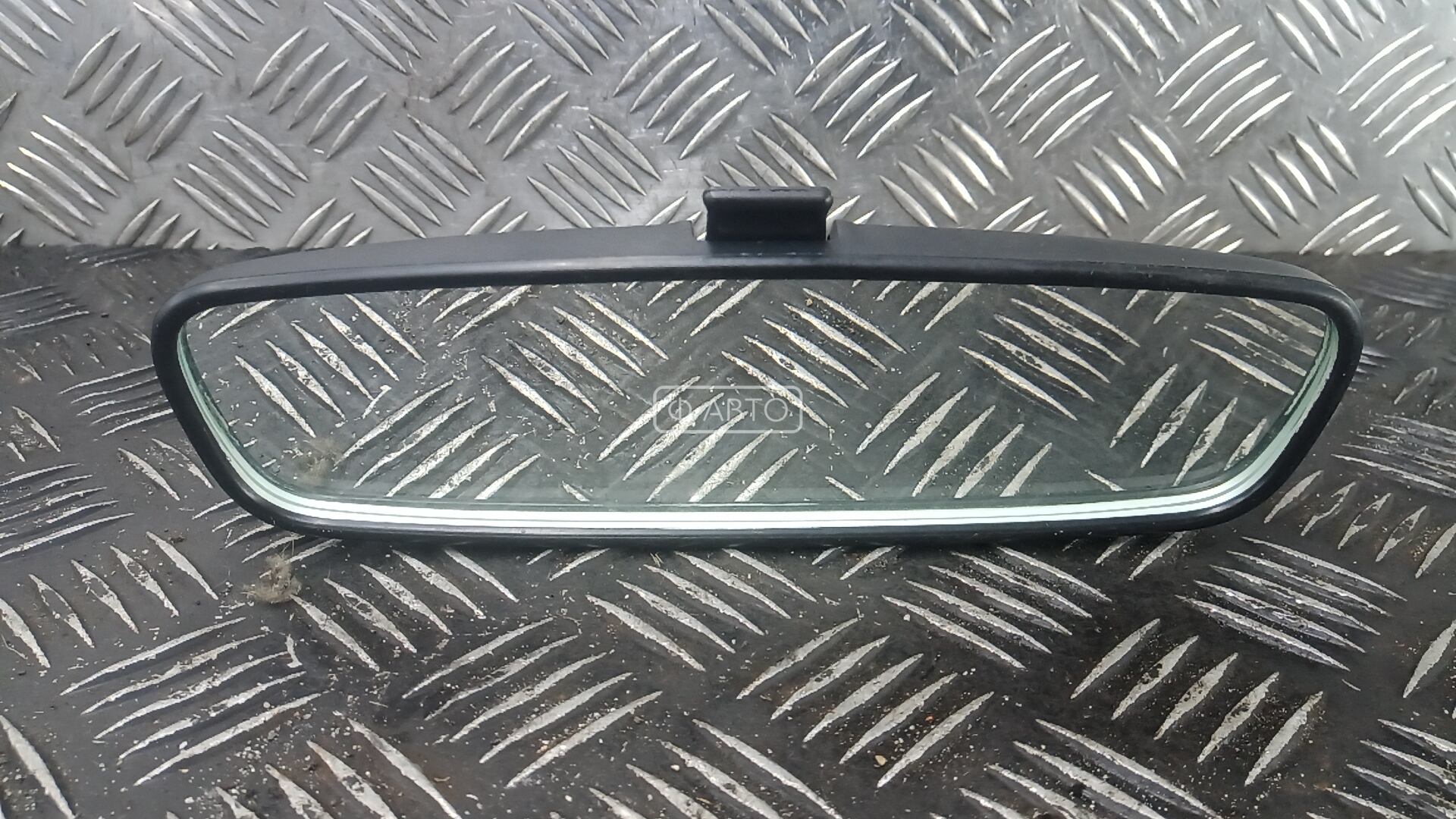 Зеркало салона