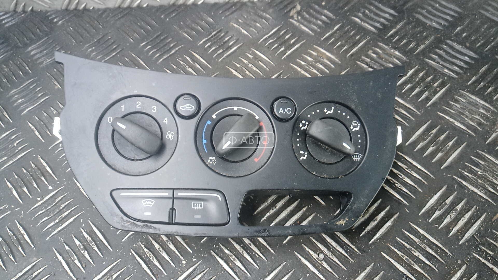 Блок управления печки и климат-контроля