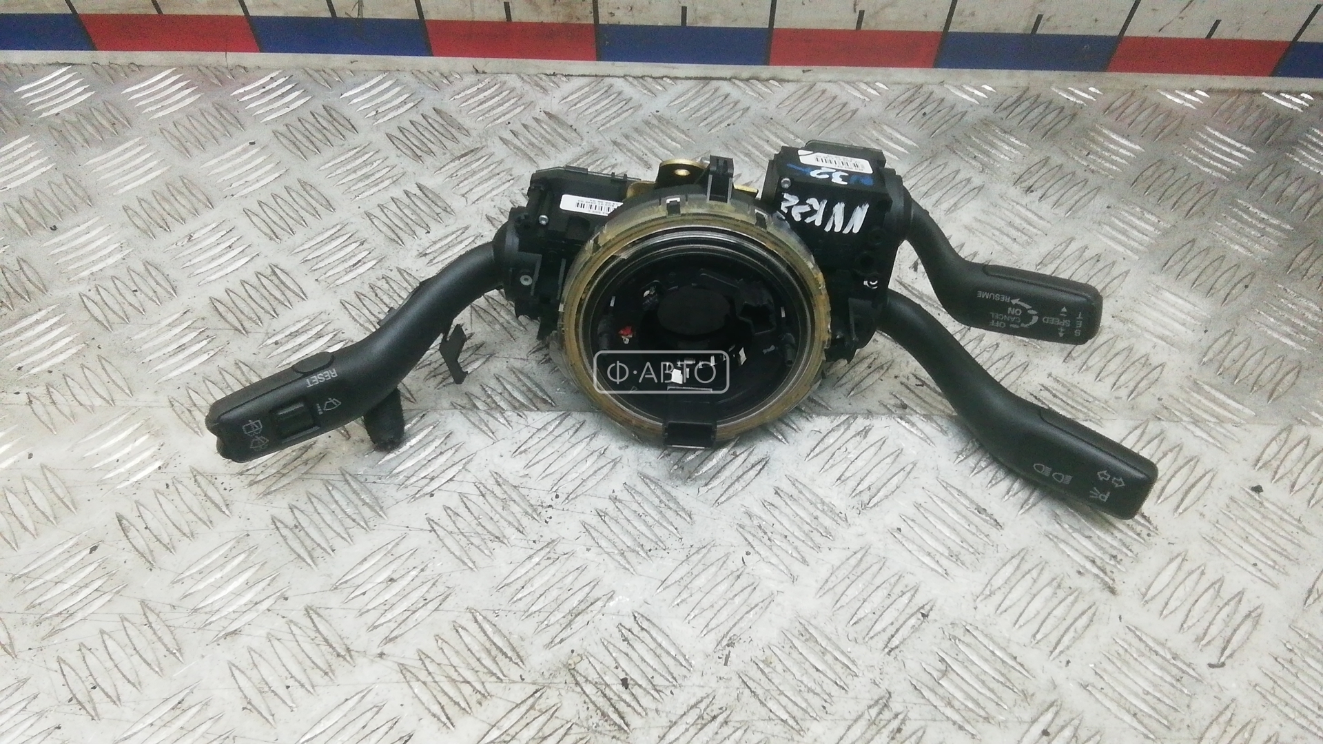 Переключатель поворотов и дворников (стрекоза)