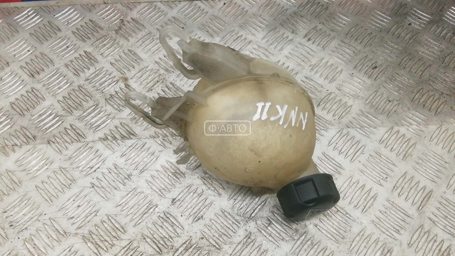 Бачок расширительный