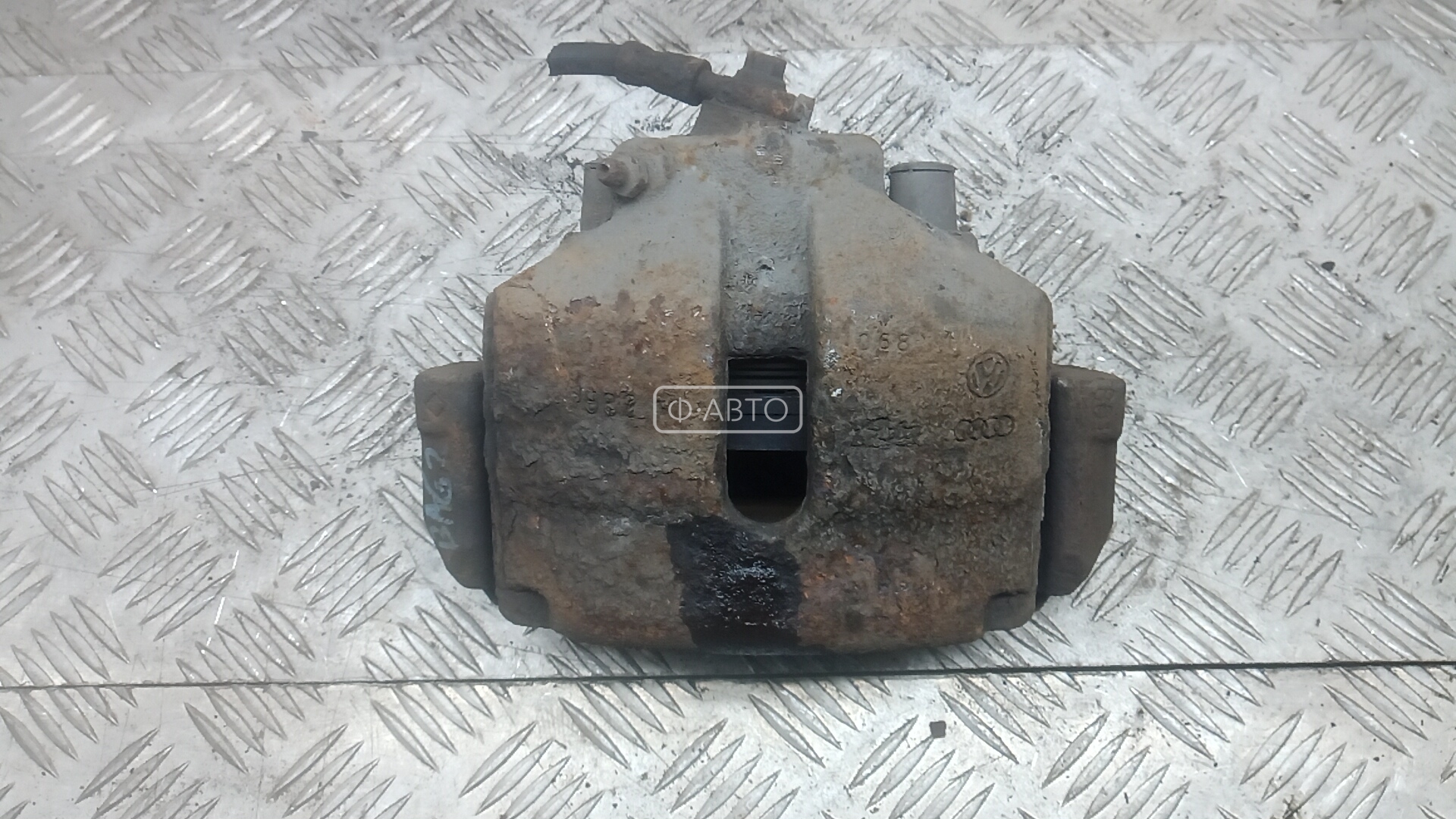 Суппорт тормозной передний правый