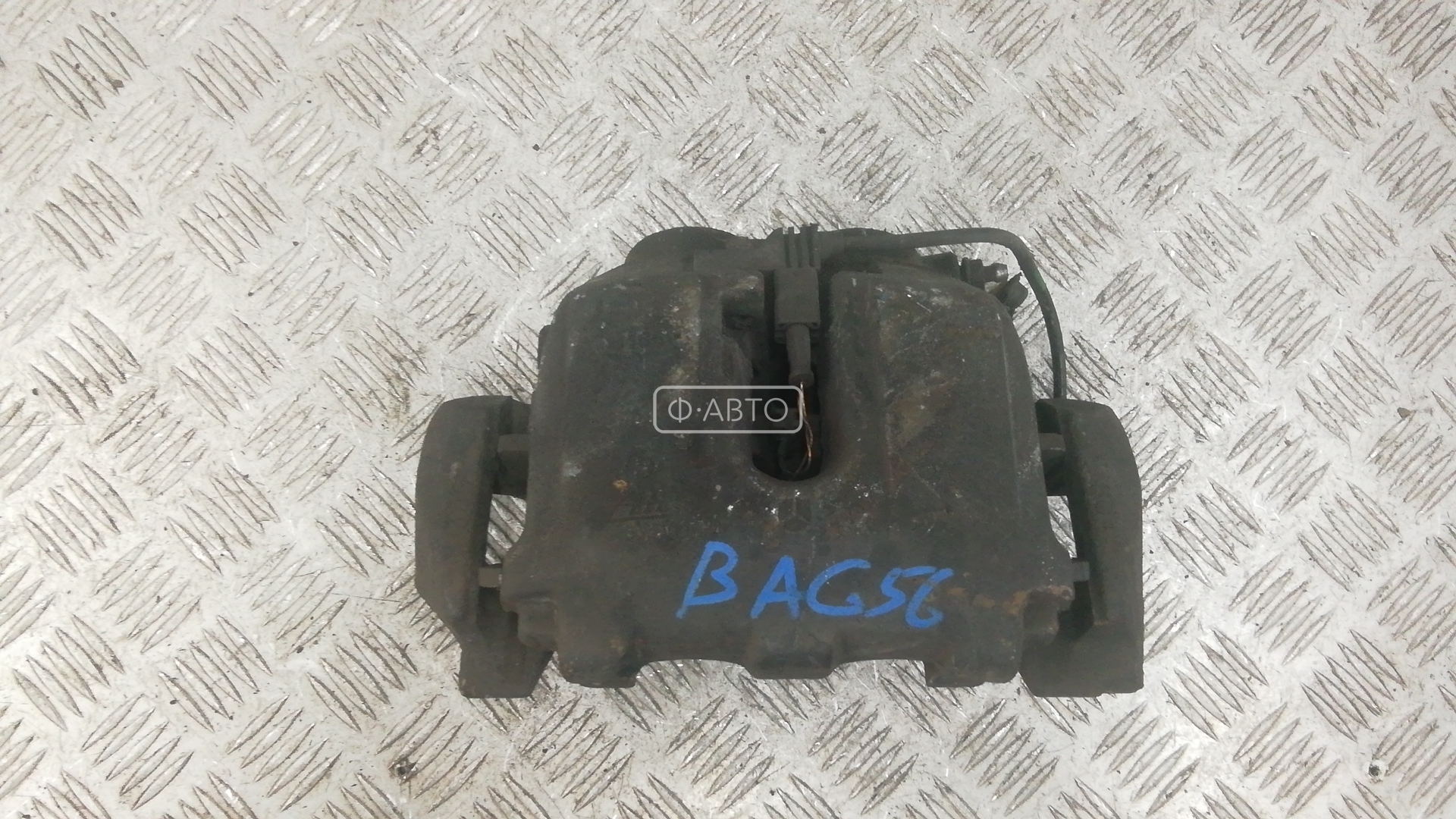 Суппорт тормозной передний правый