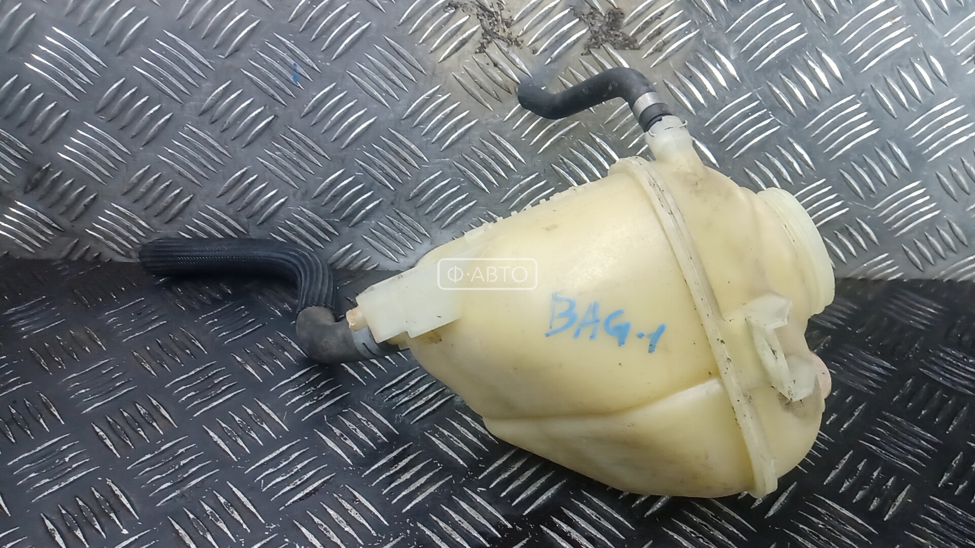 Бачок расширительный