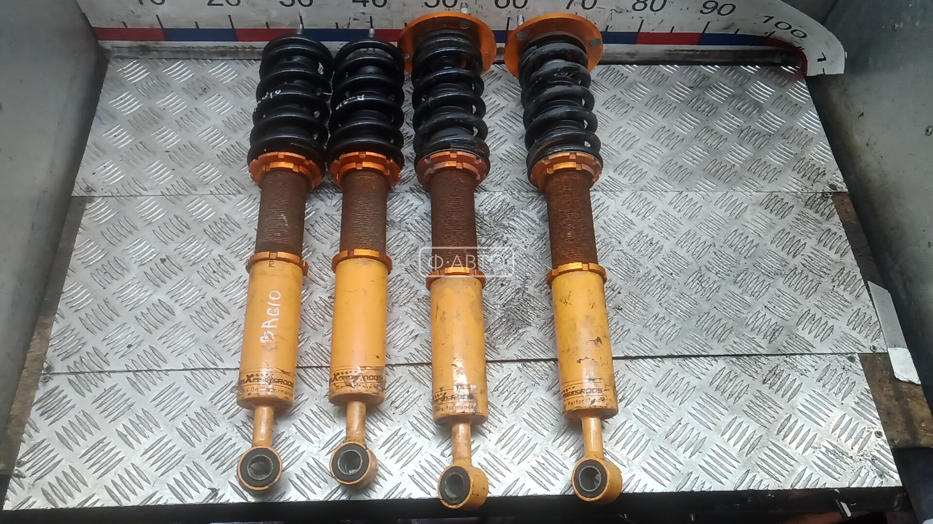 Стойка передняя левая