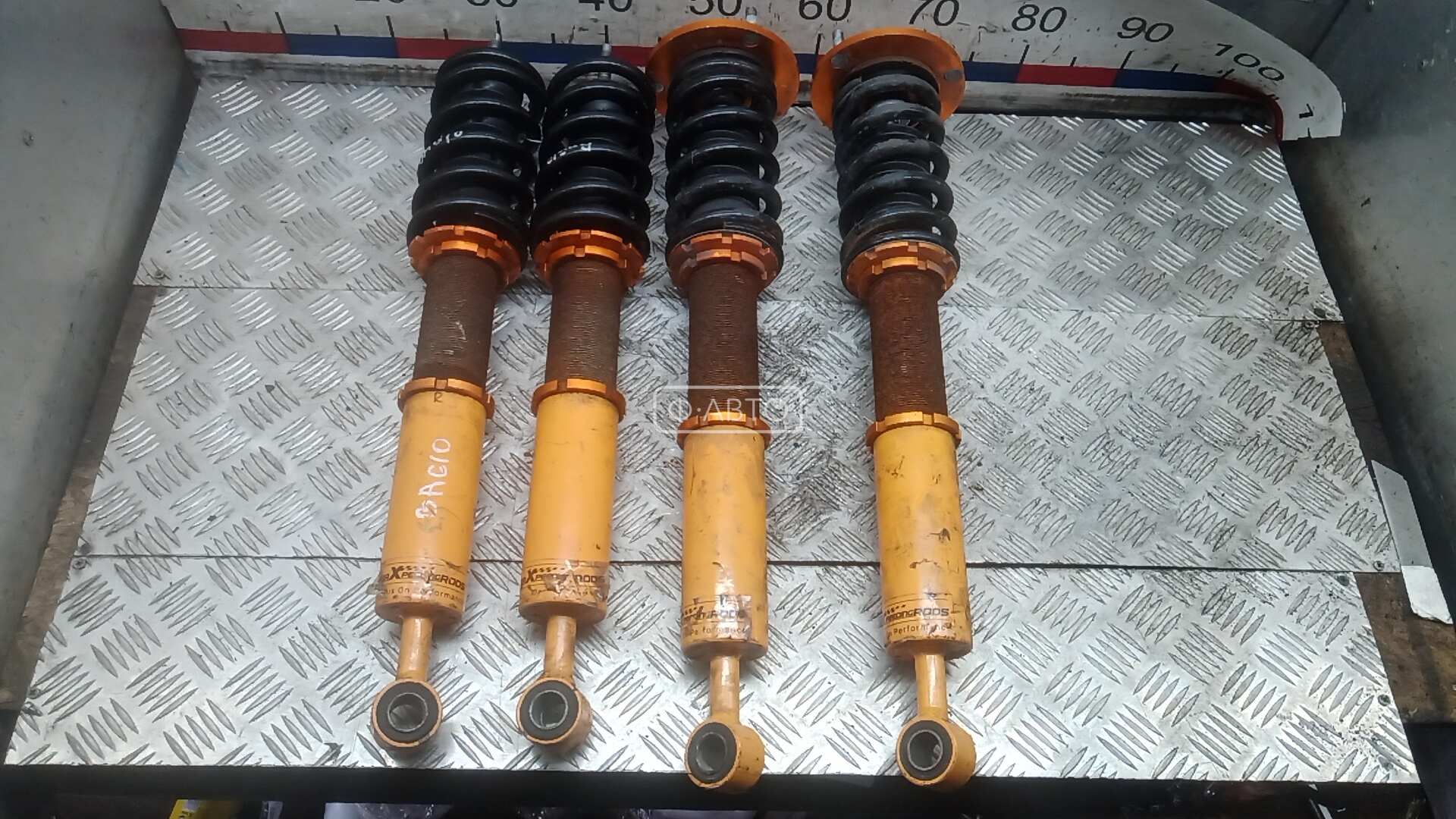 Стойка передняя правая