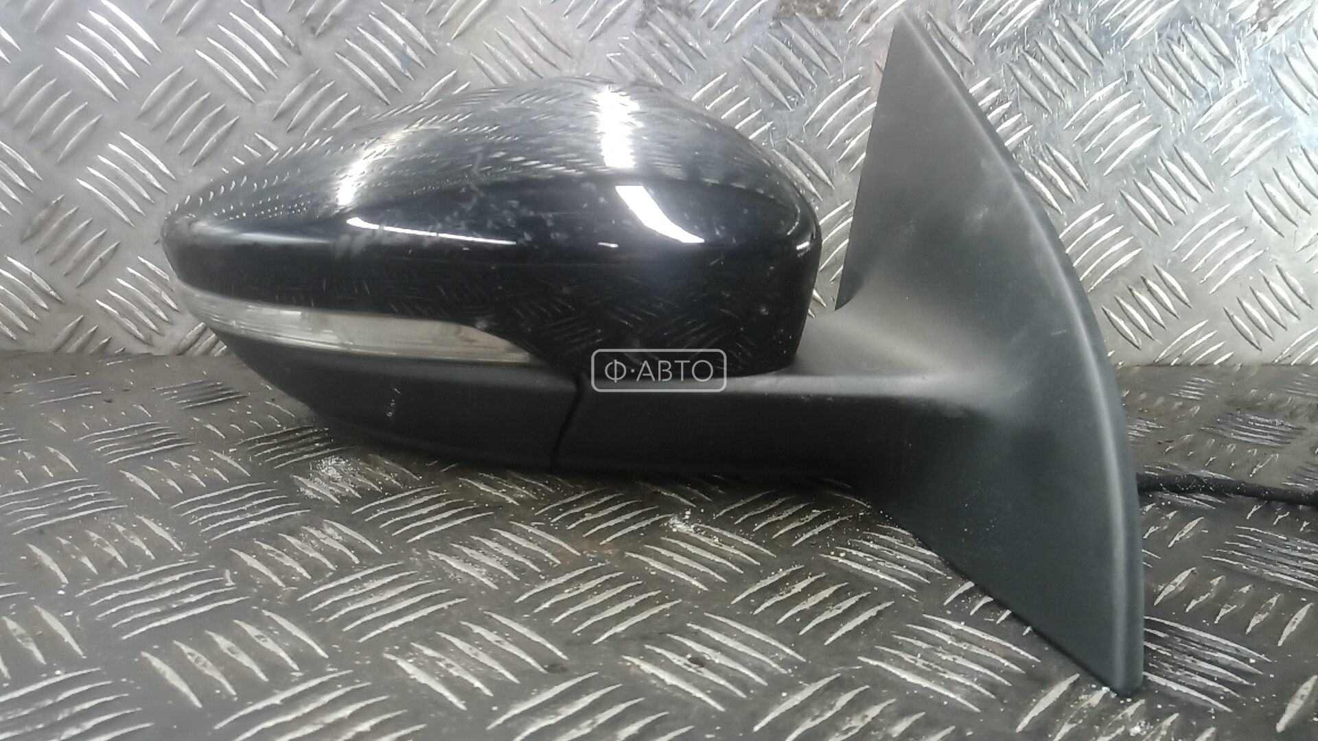 Зеркало наружное правое