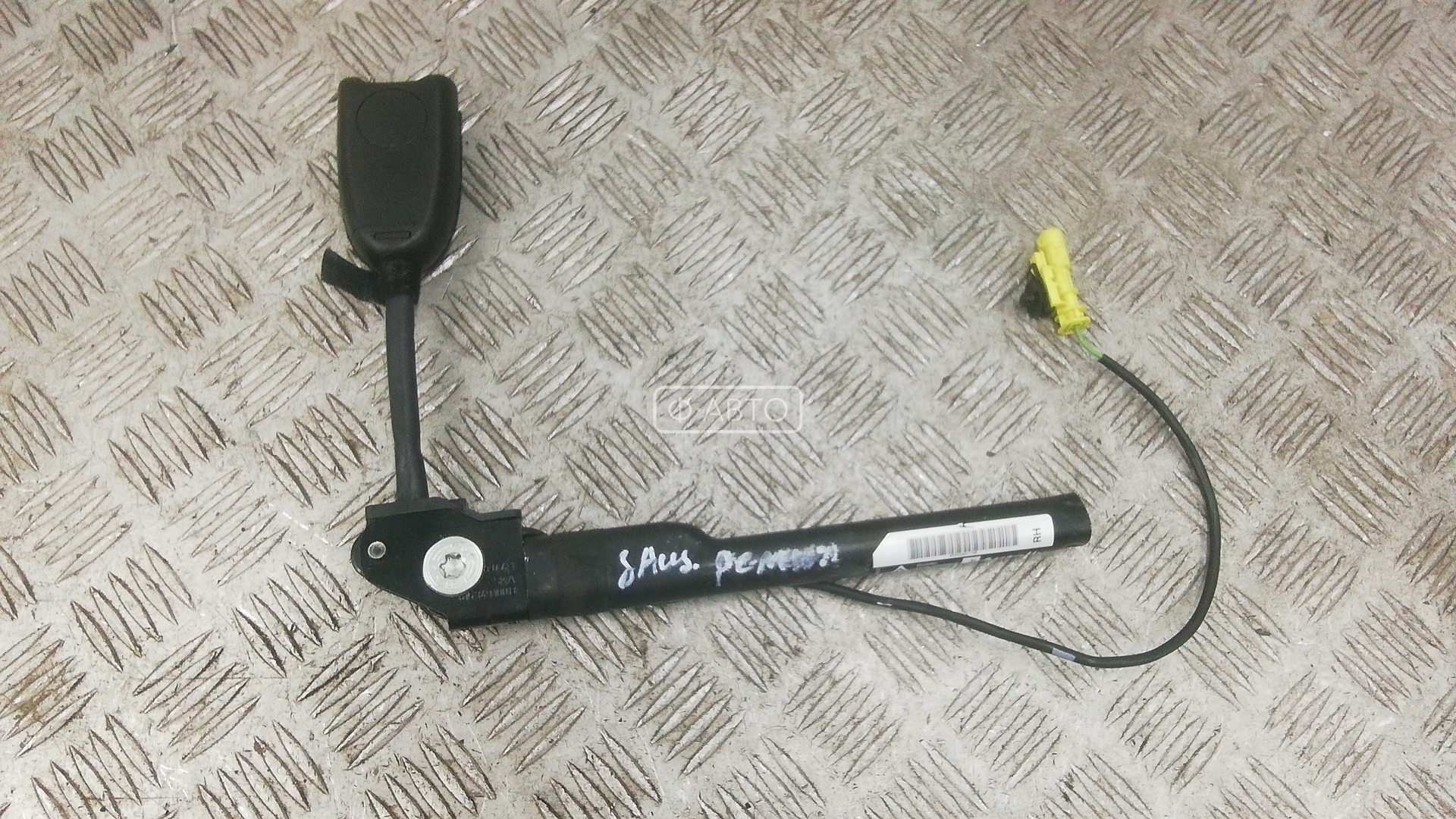 Защелка ремня безопасности