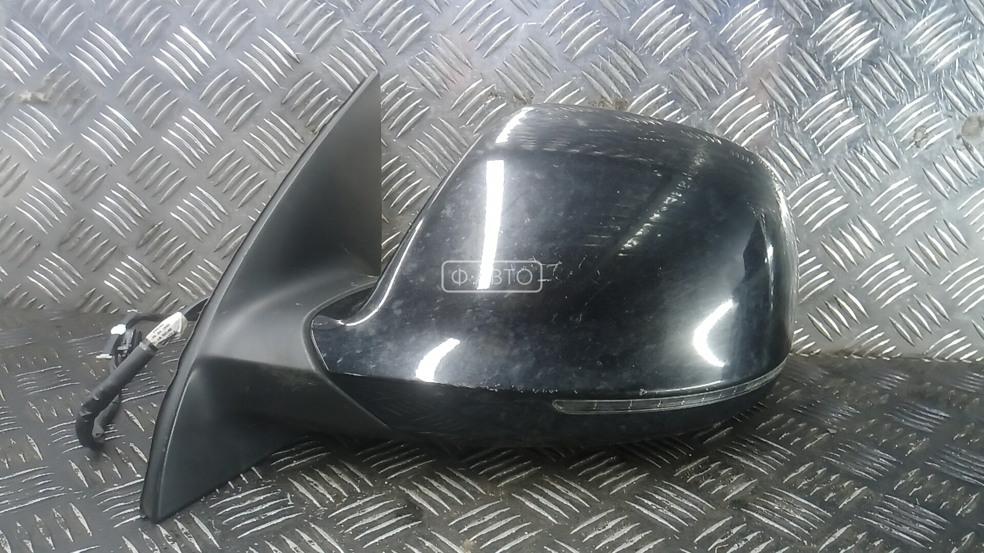 Зеркало наружное левое