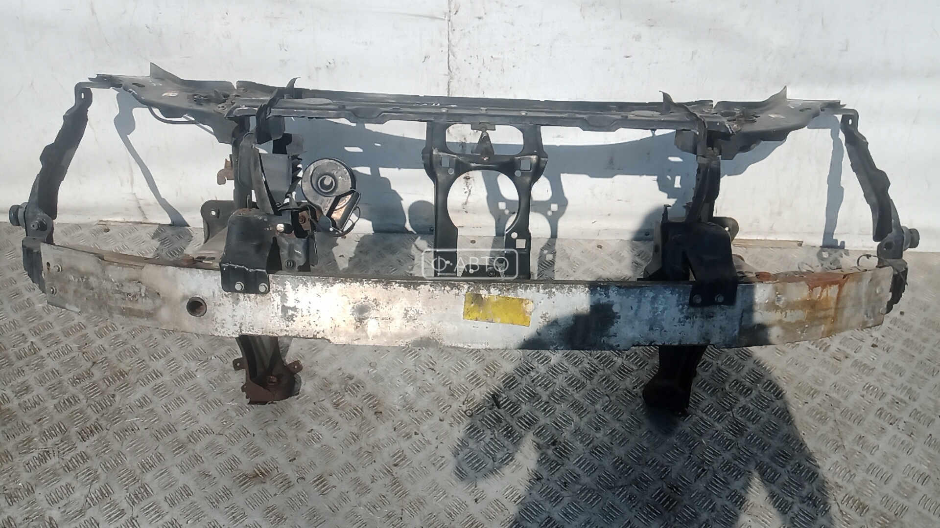 Передняя панель крепления облицовки (телевизор)