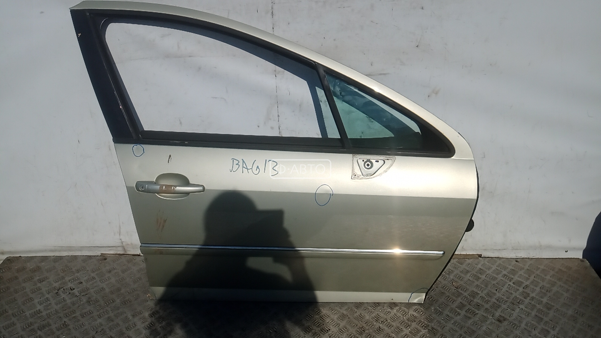 Дверь передняя правая