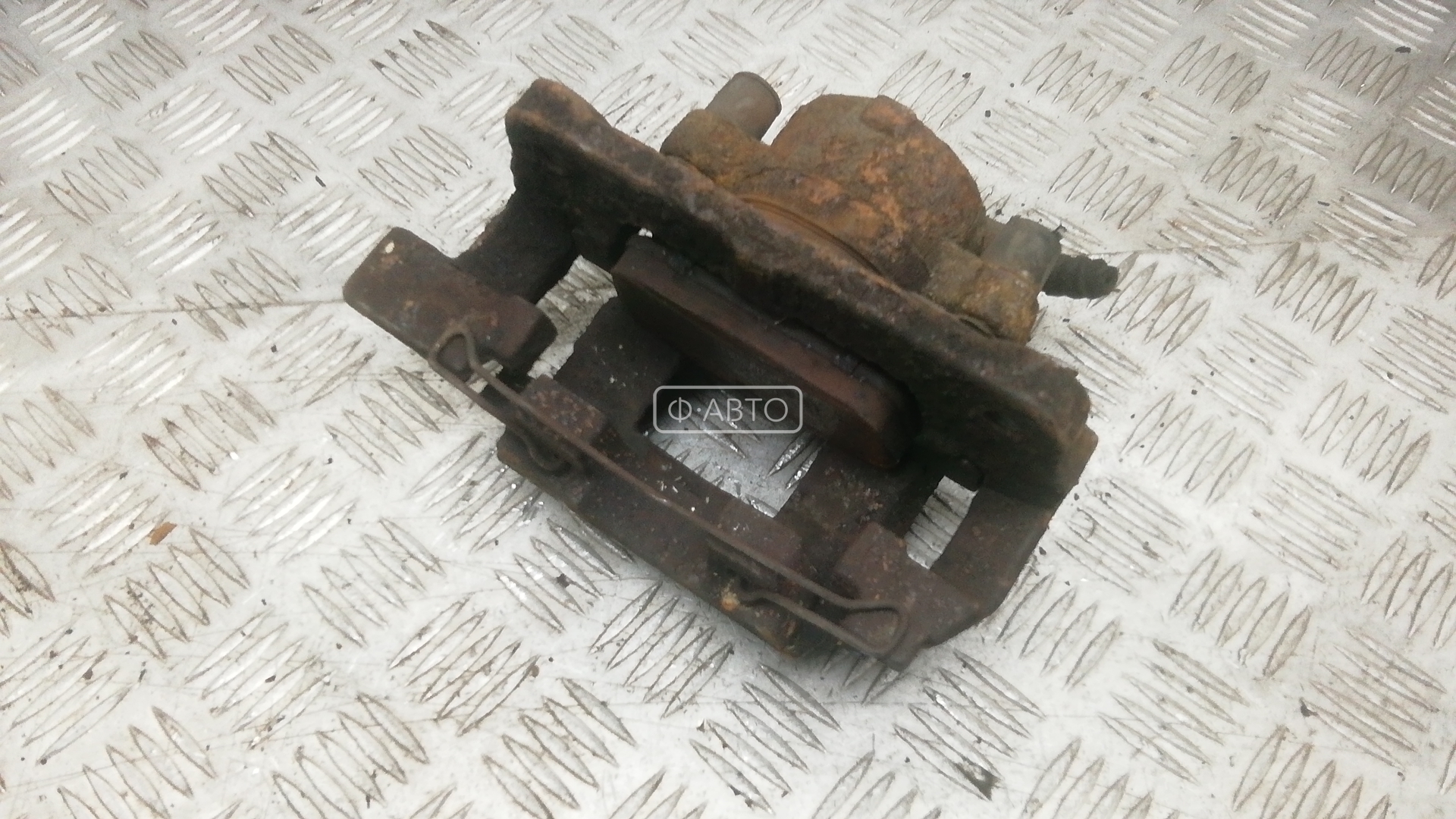 Суппорт тормозной передний правый