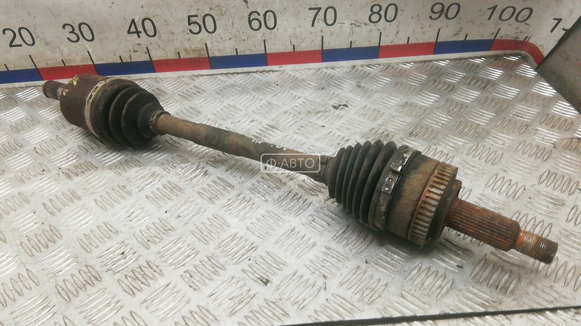 Привод передний левый