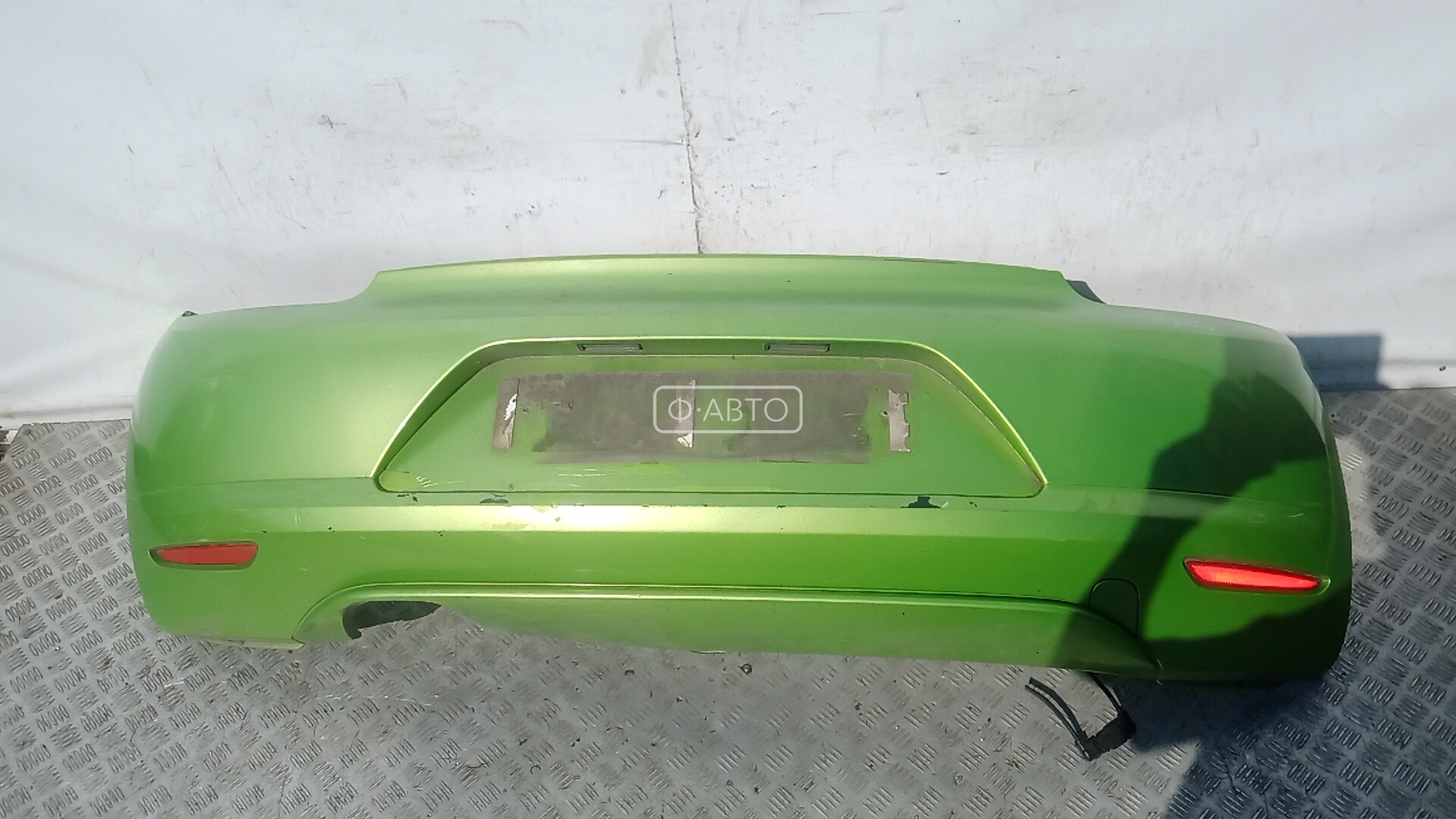 Бампер задний