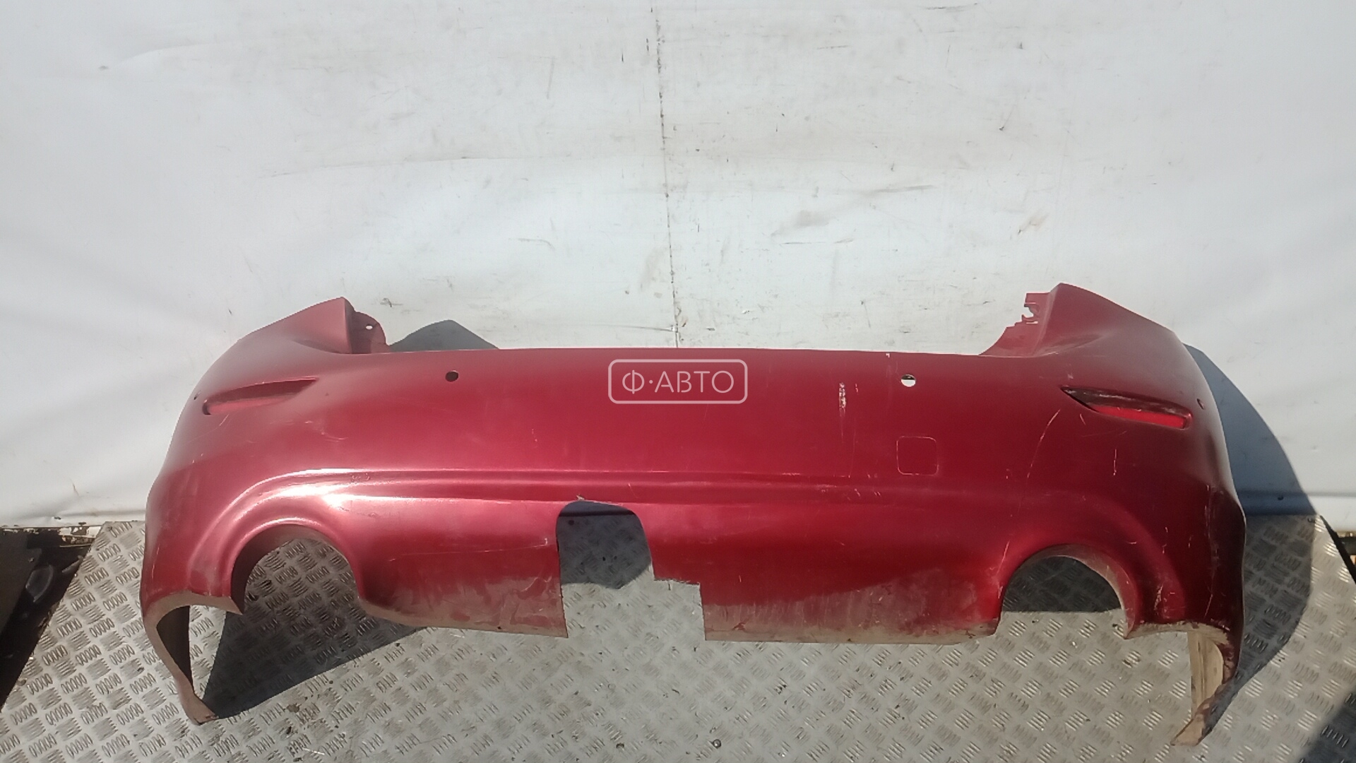 Бампер задний