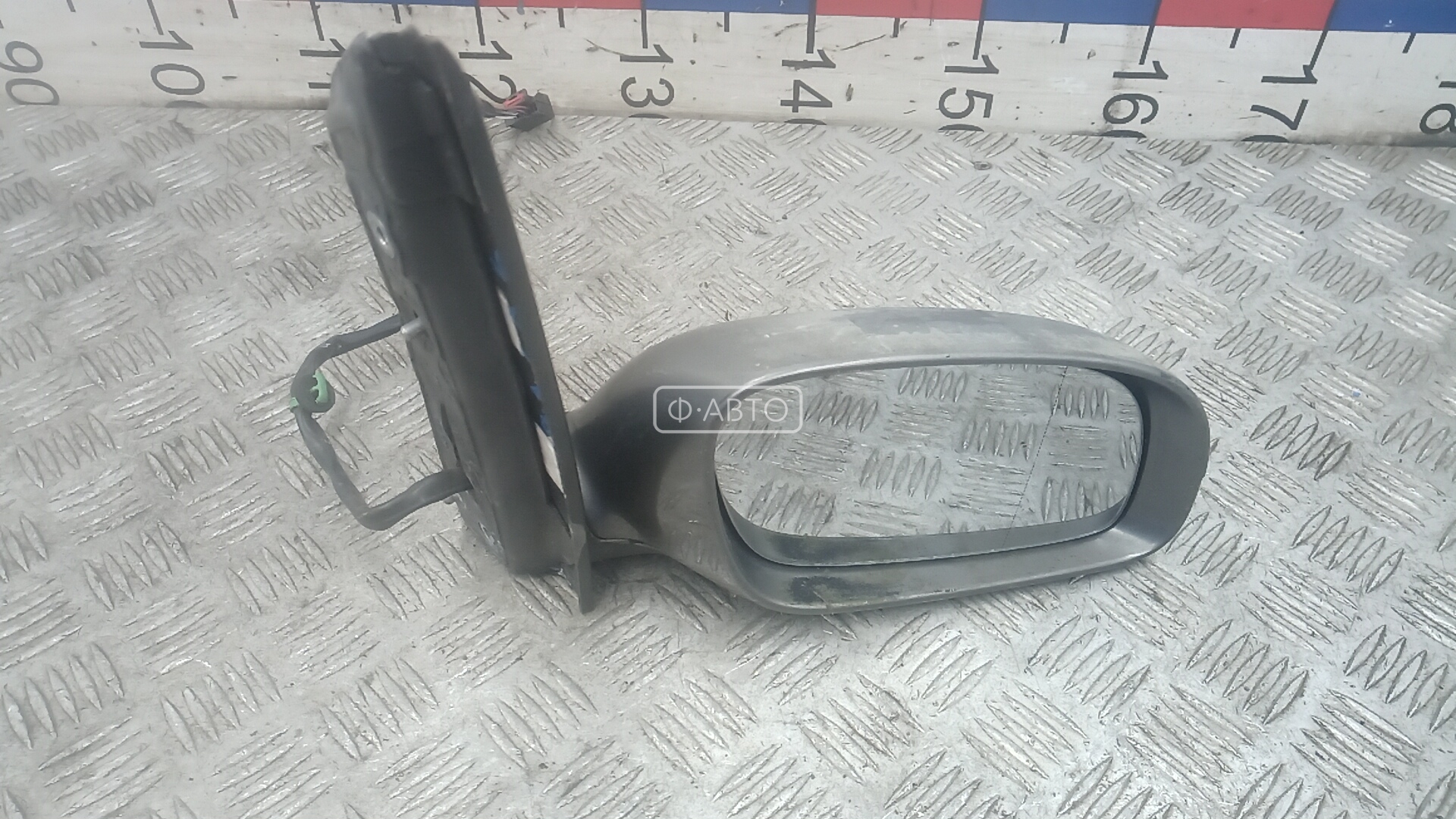 Зеркало наружное правое