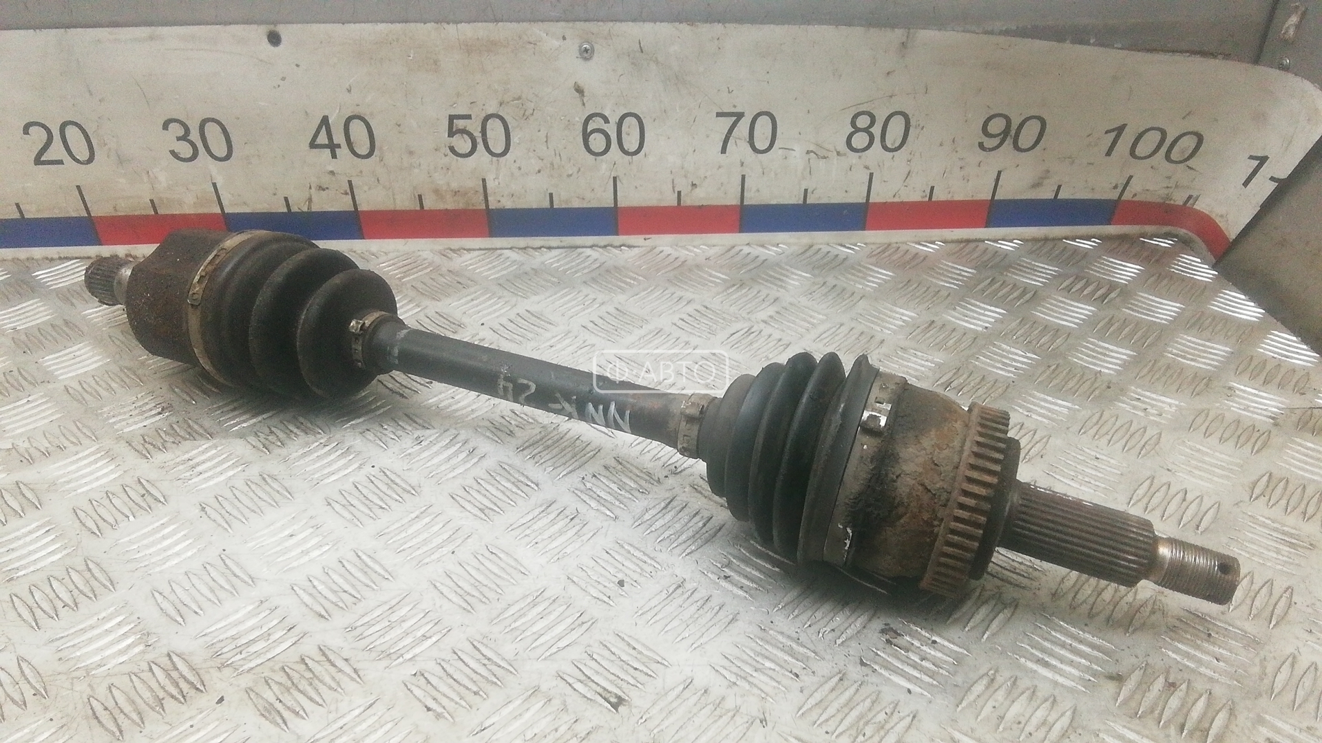 Привод передний левый