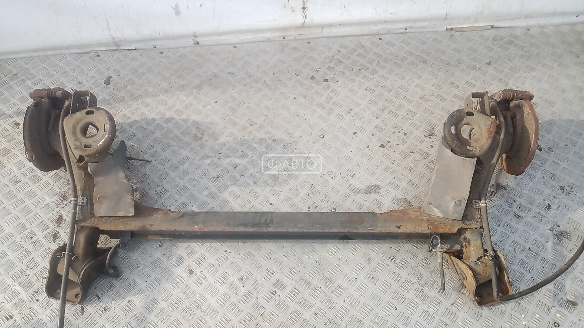 Балка задняя