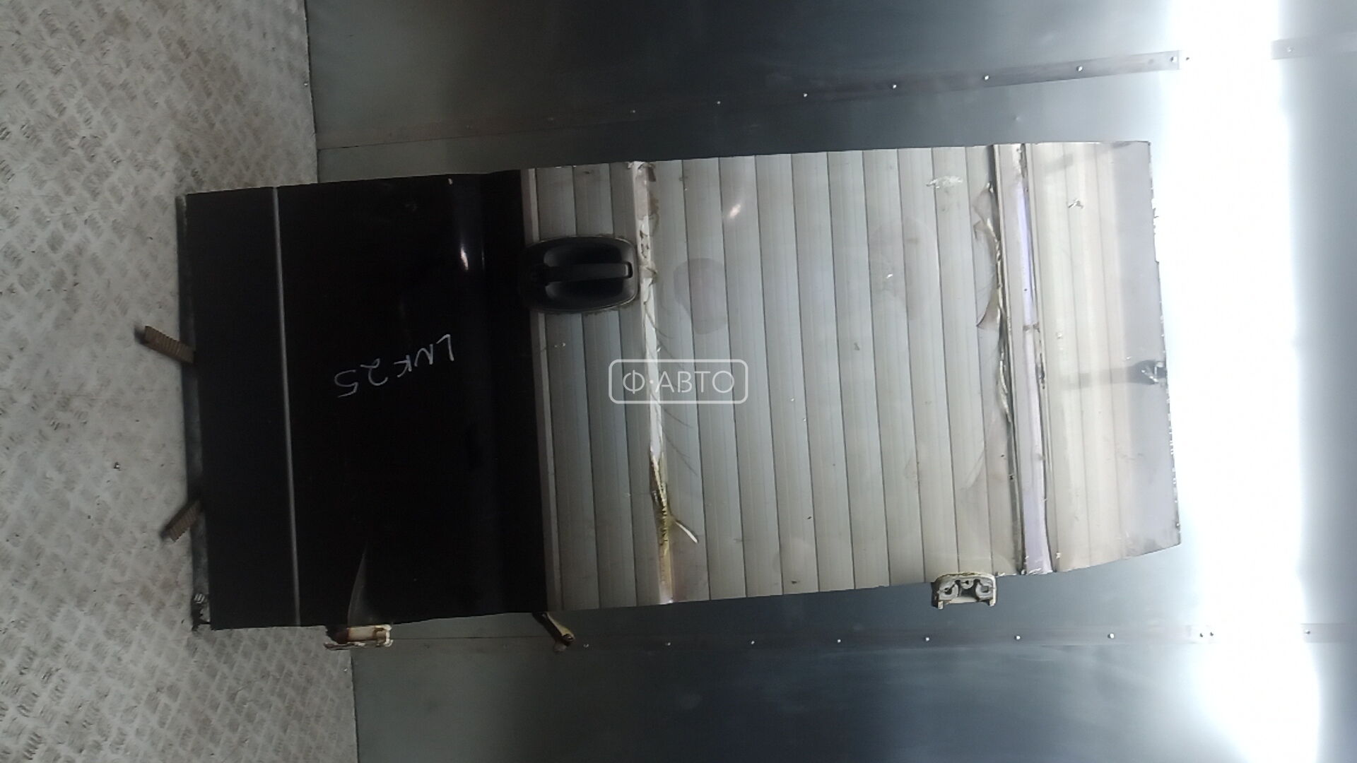 Дверь распашная правая