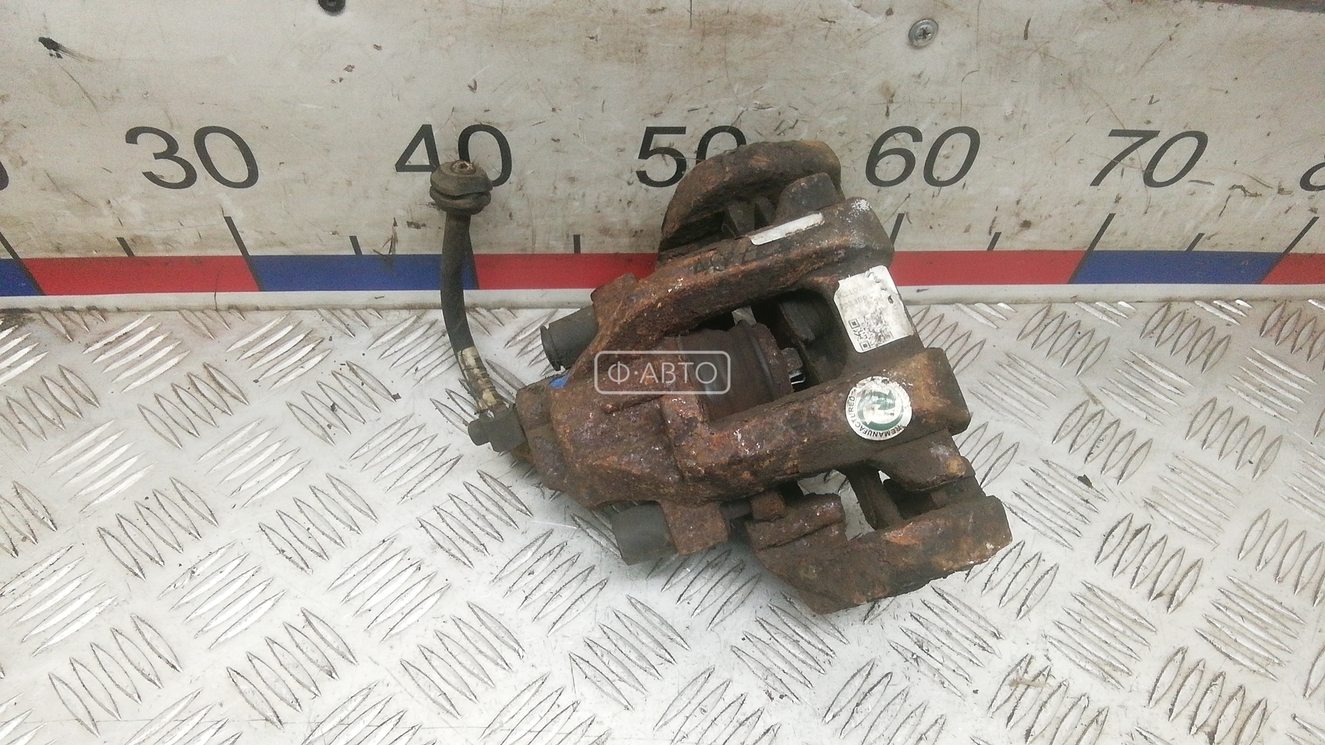 Суппорт тормозной задний правый