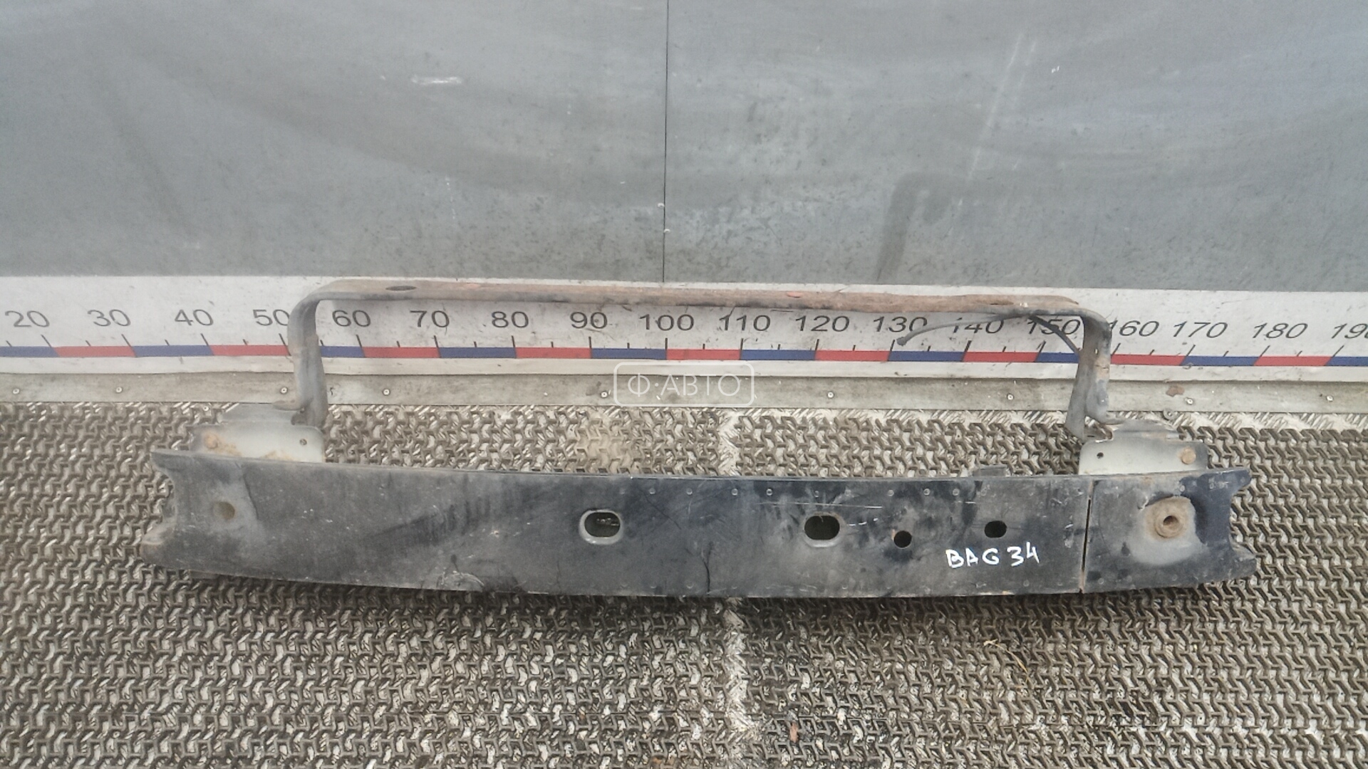 Усилитель бампера передний (кронштейн)