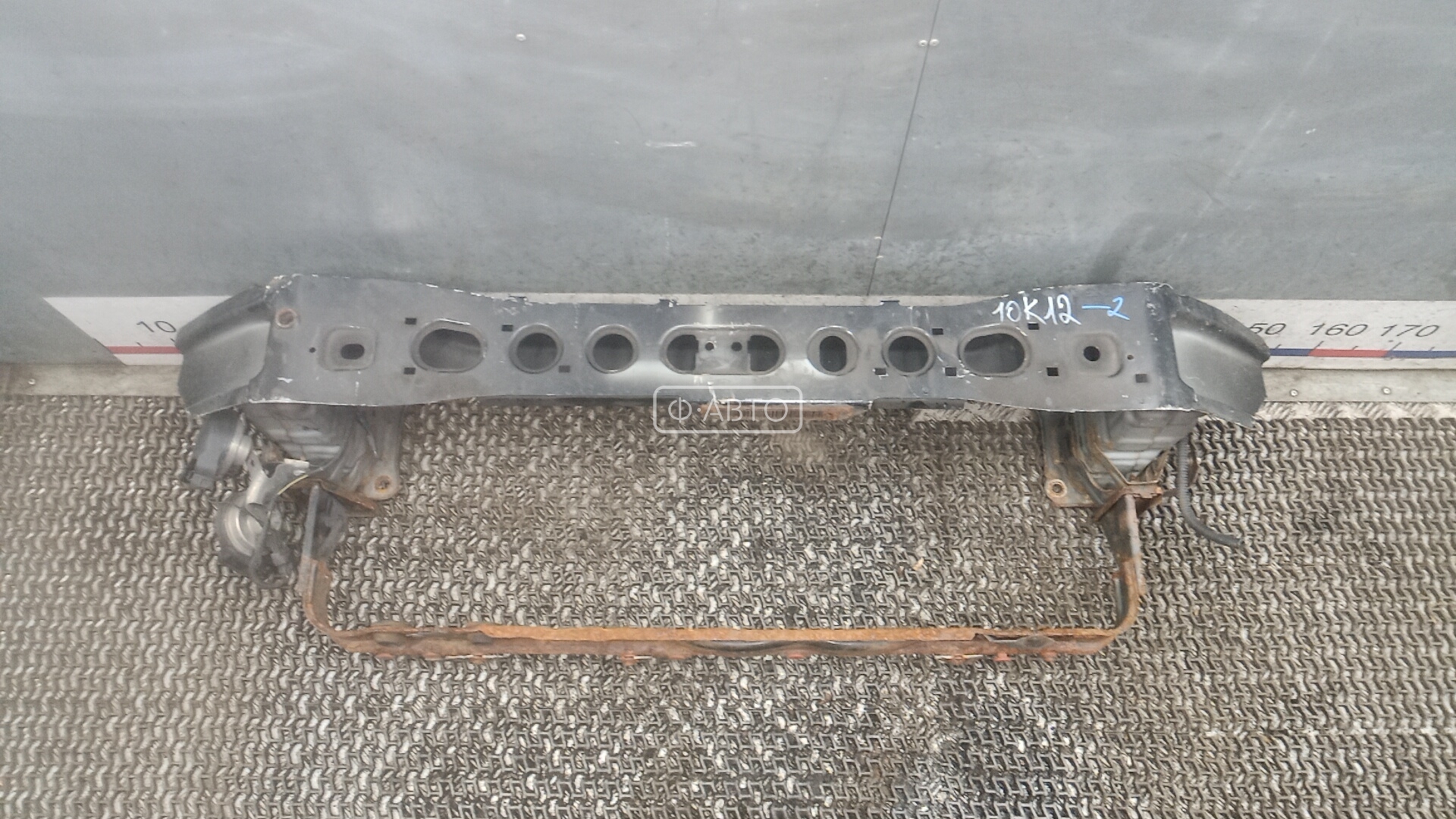 Усилитель бампера передний (кронштейн)