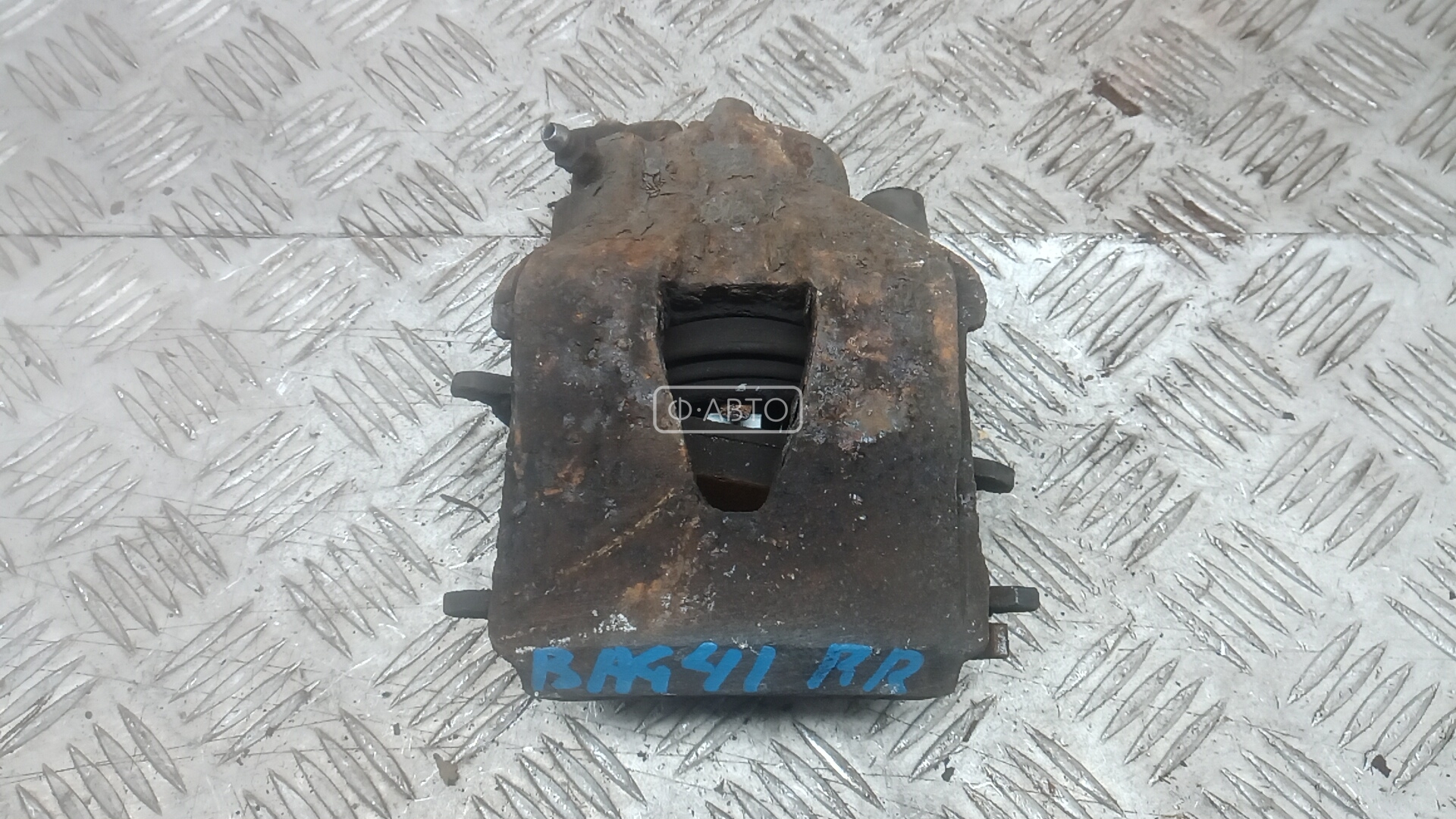 Суппорт тормозной передний правый