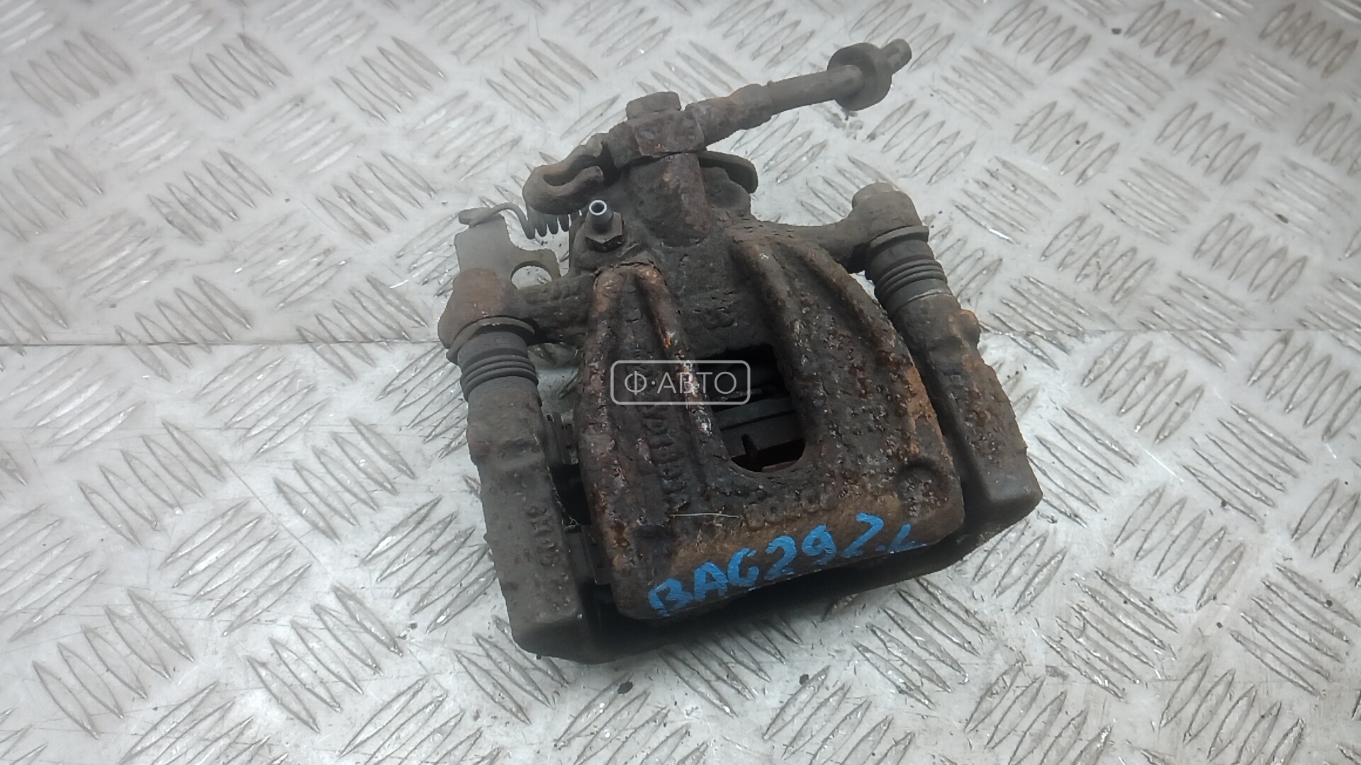 Суппорт тормозной задний левый