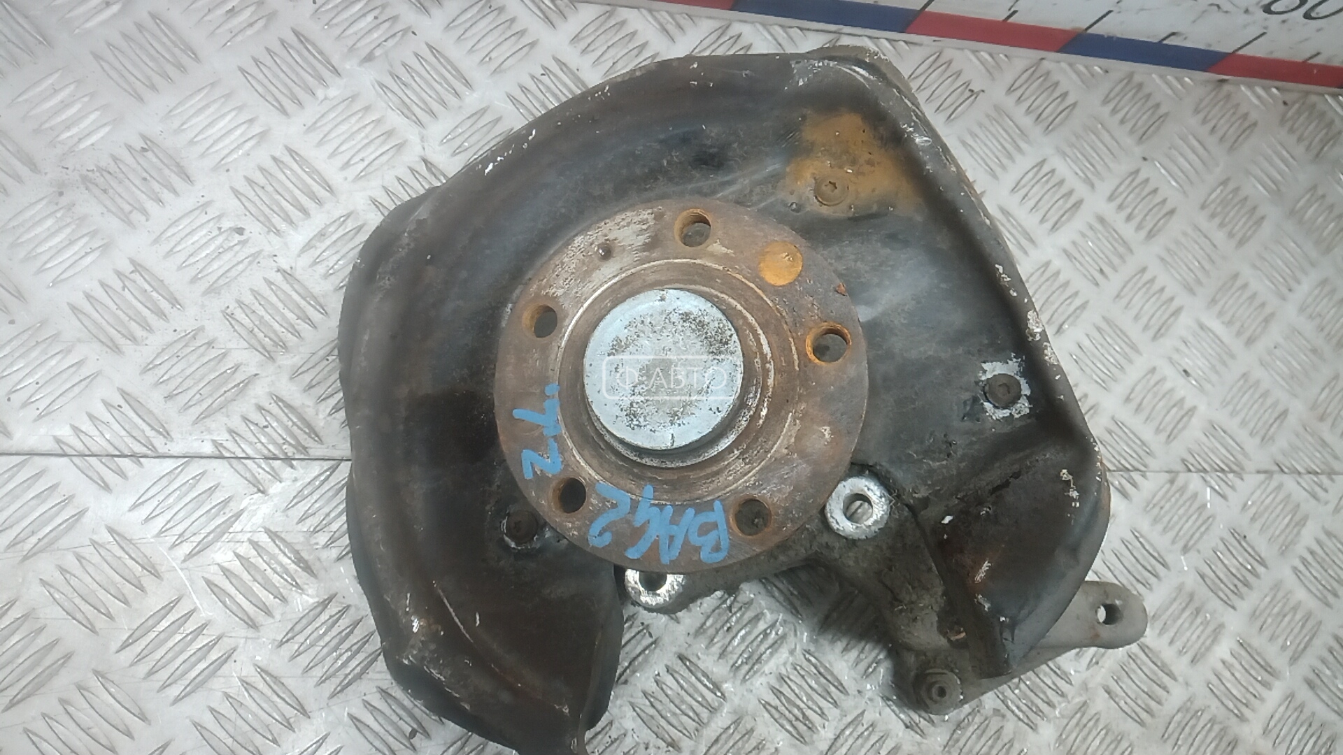 Ступица задняя левая