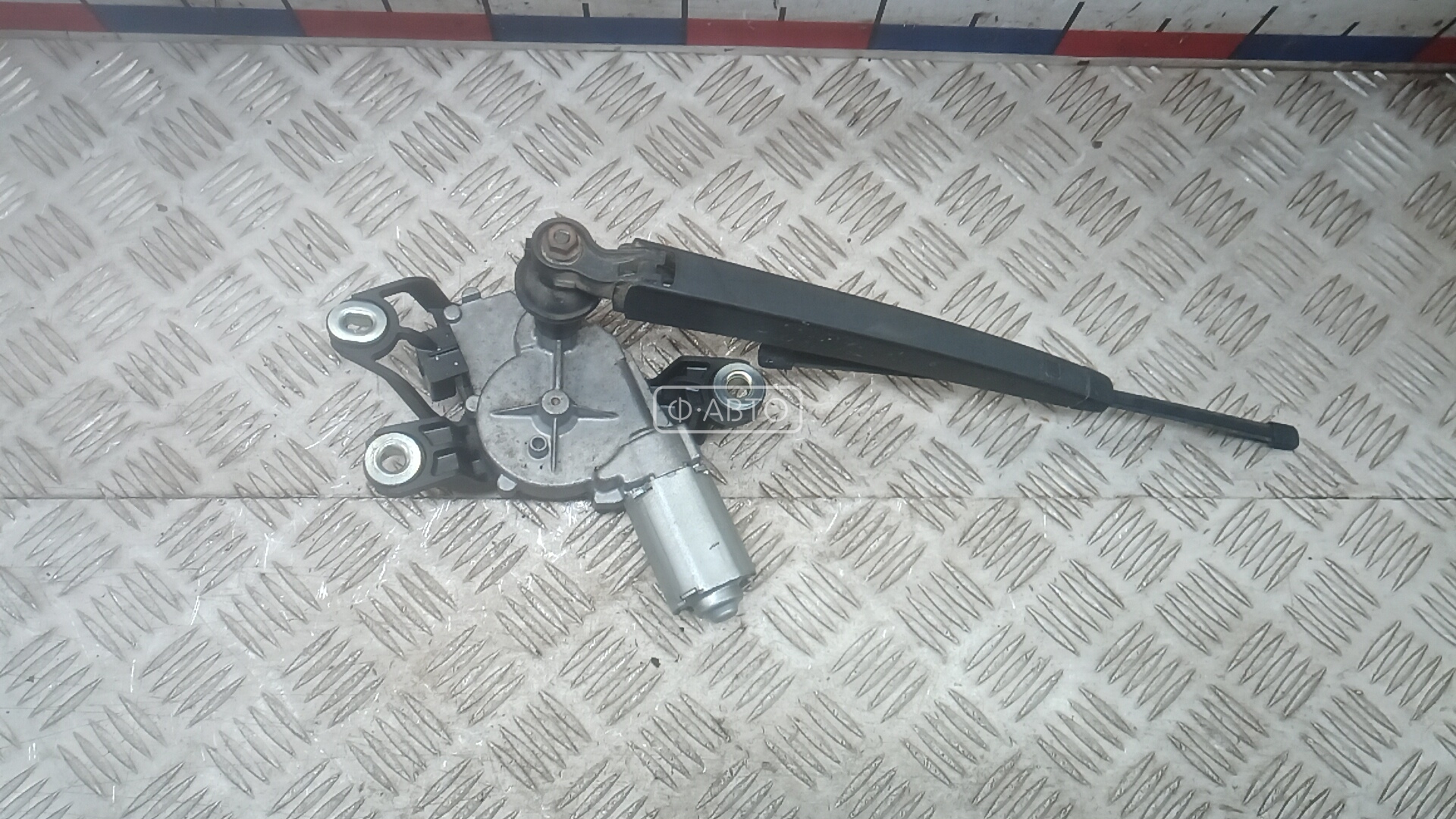 Моторчик стеклоочиcтителя 3-5