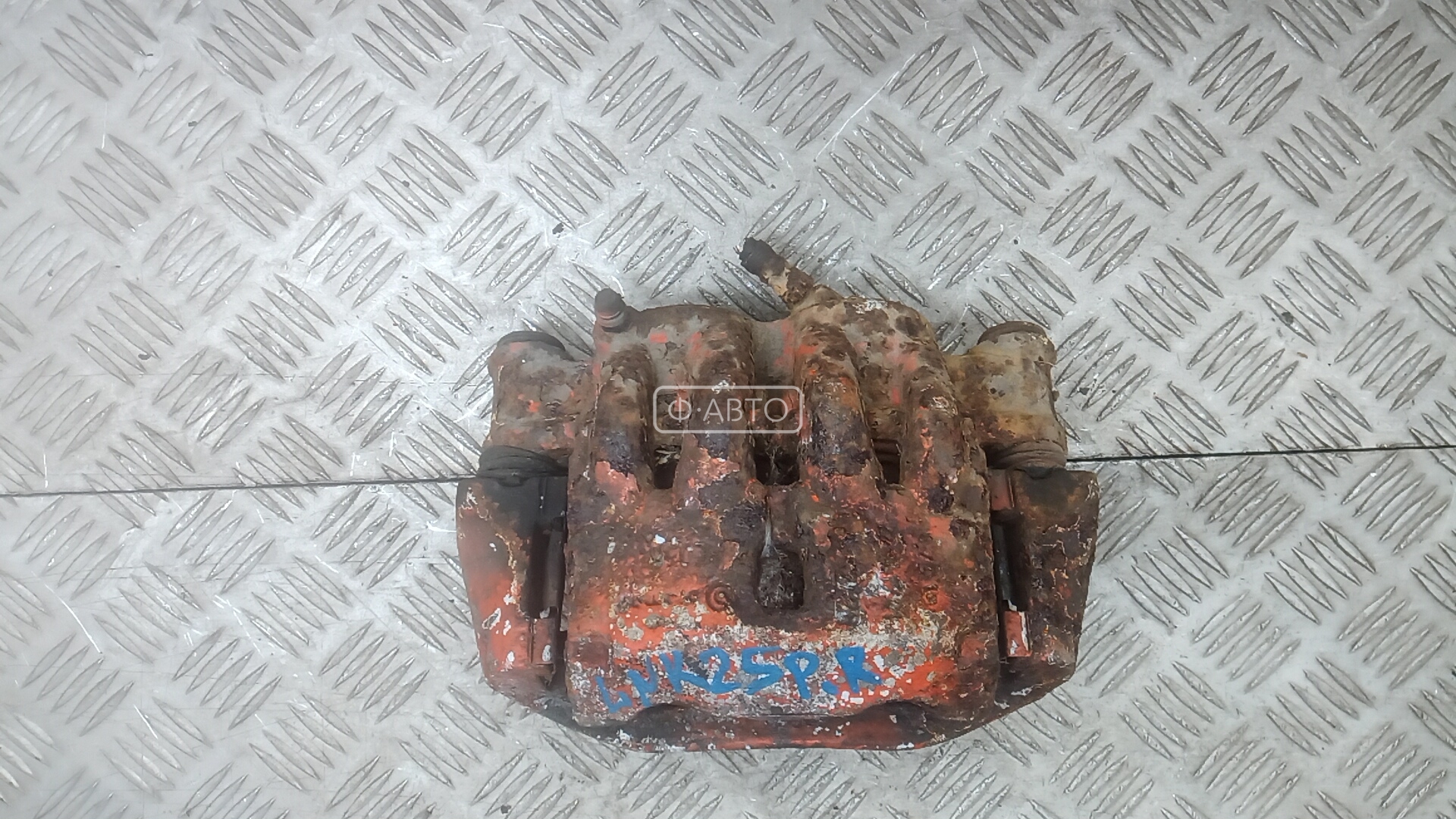 Суппорт тормозной передний правый