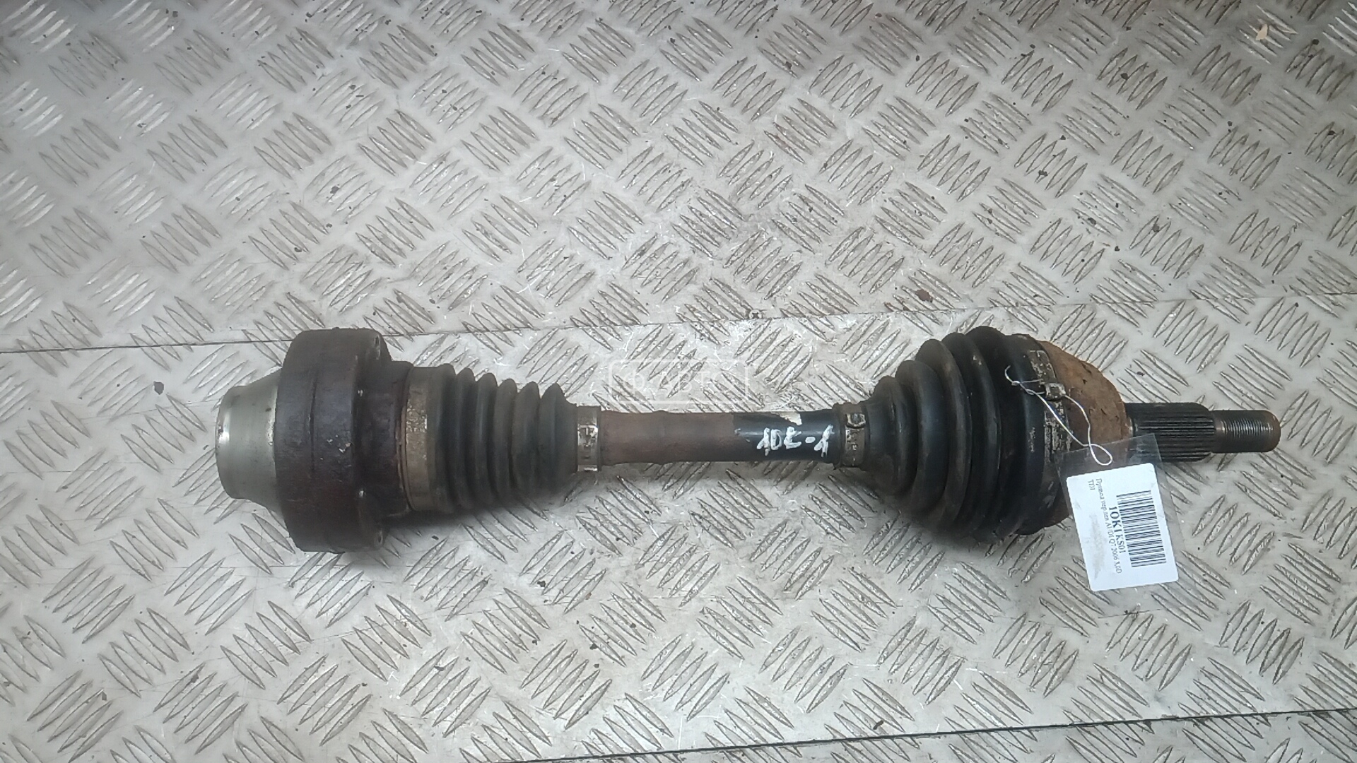 Привод передний левый