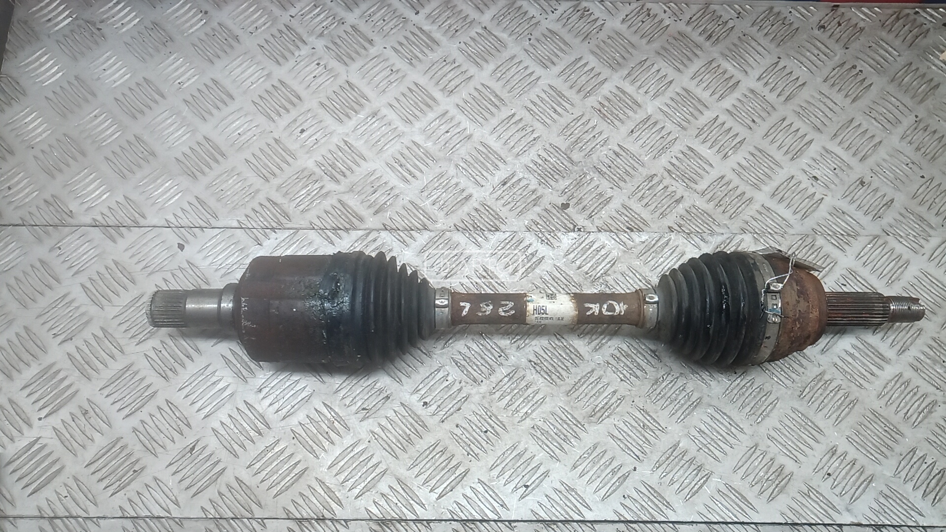 Привод передний левый