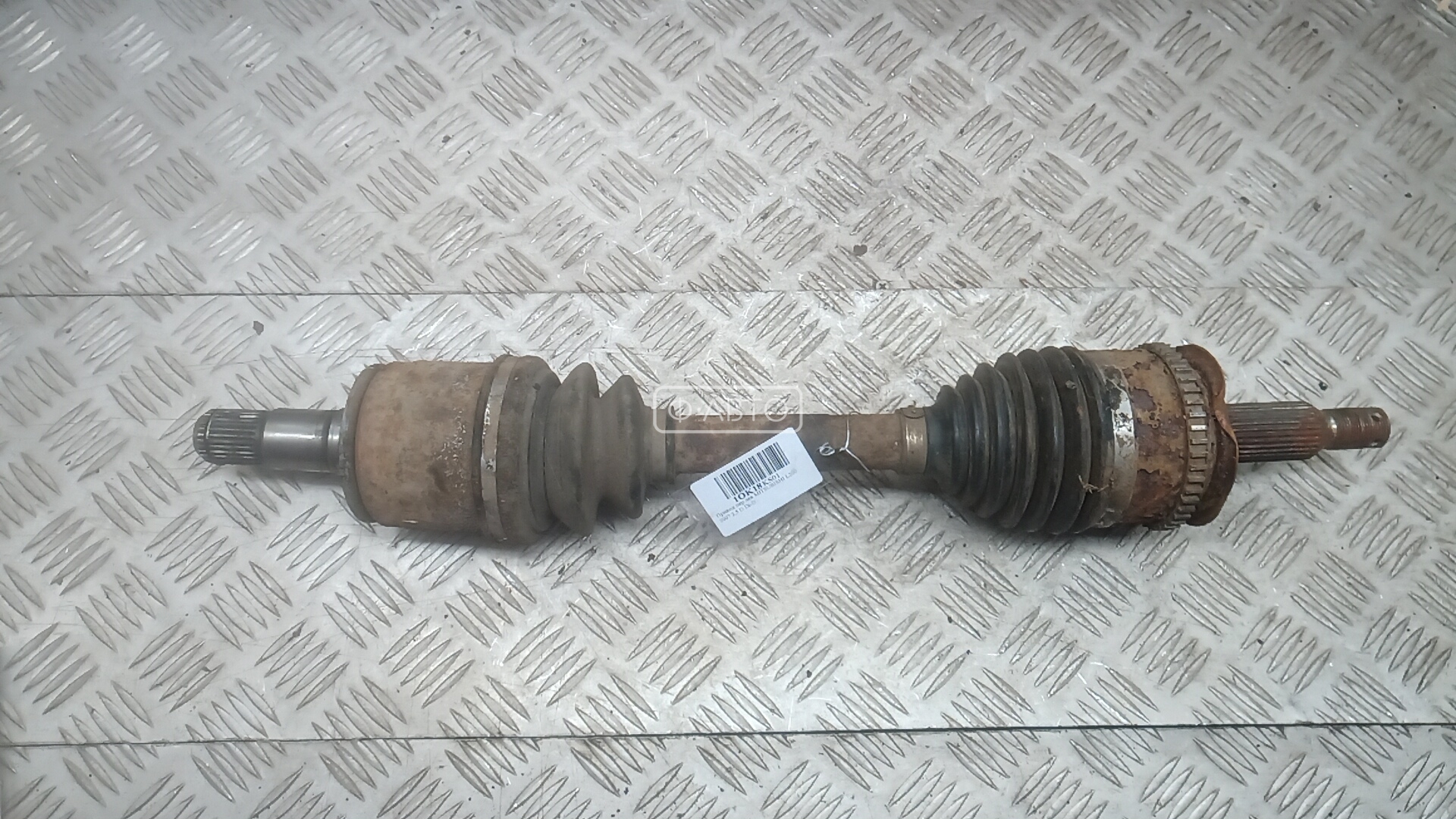 Привод передний левый