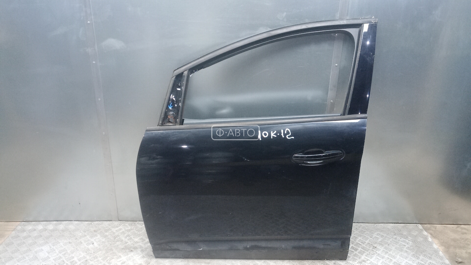 Дверь передняя левая