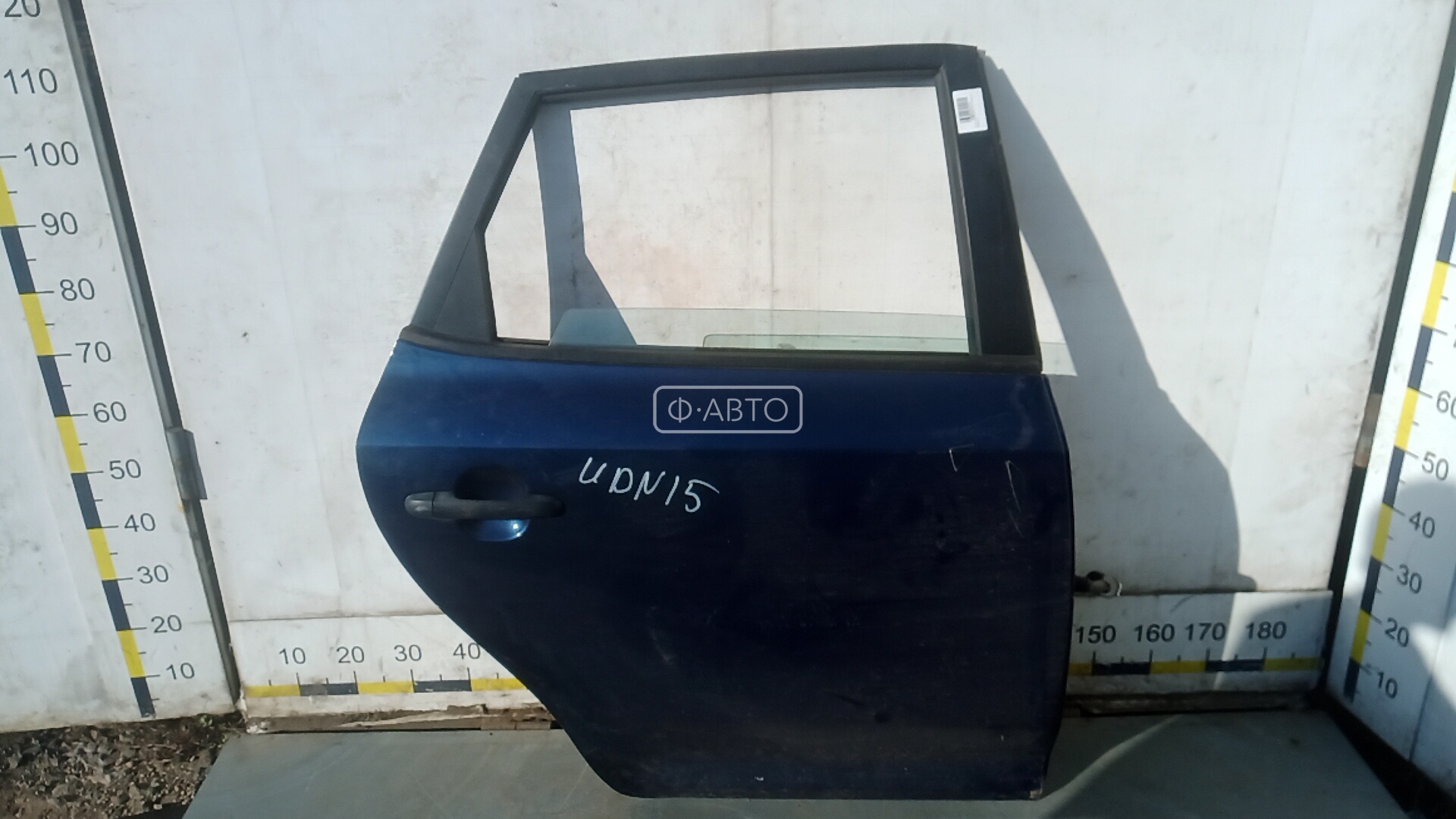 Дверь задняя правая