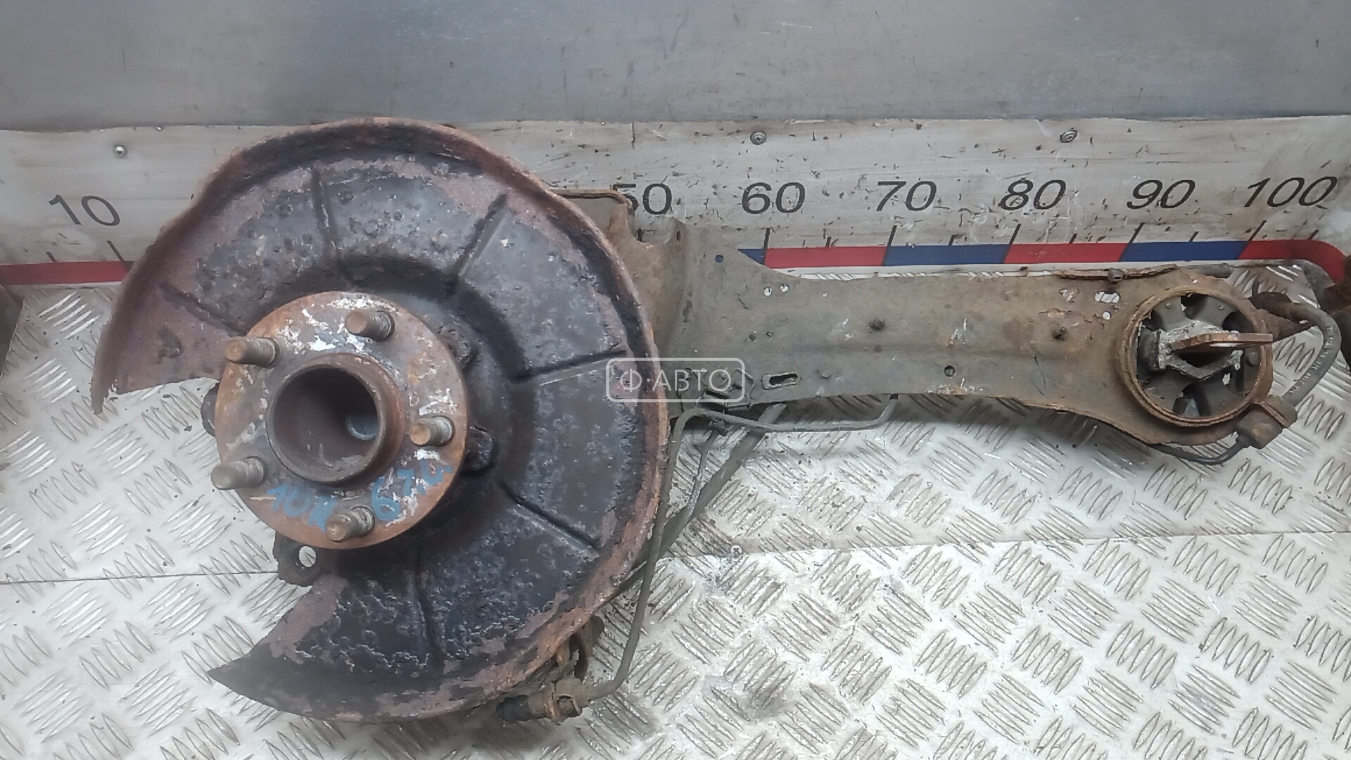 Ступица задняя левая