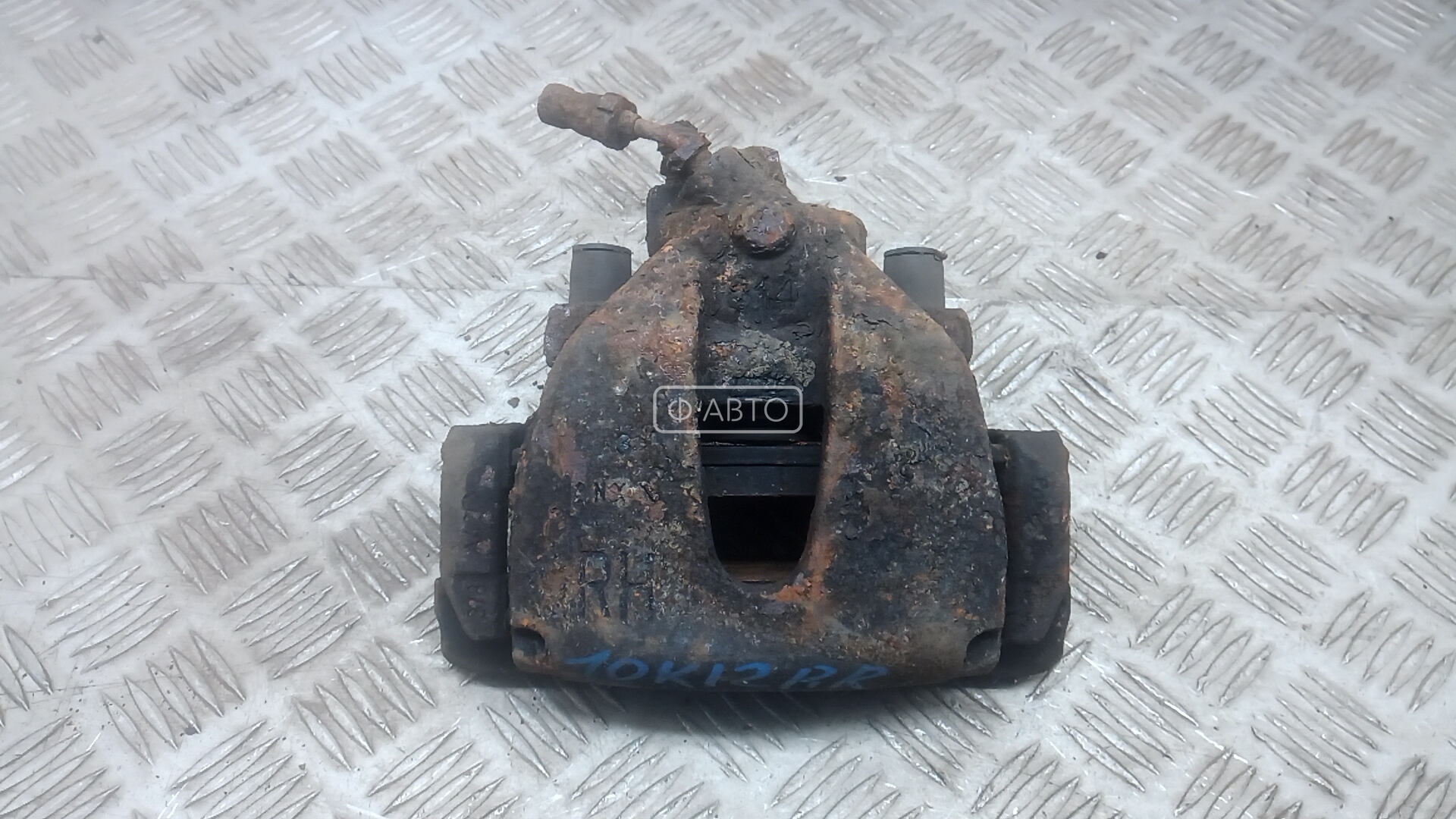 Суппорт тормозной передний правый