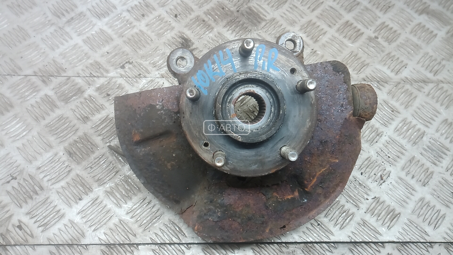 Ступица передняя правая