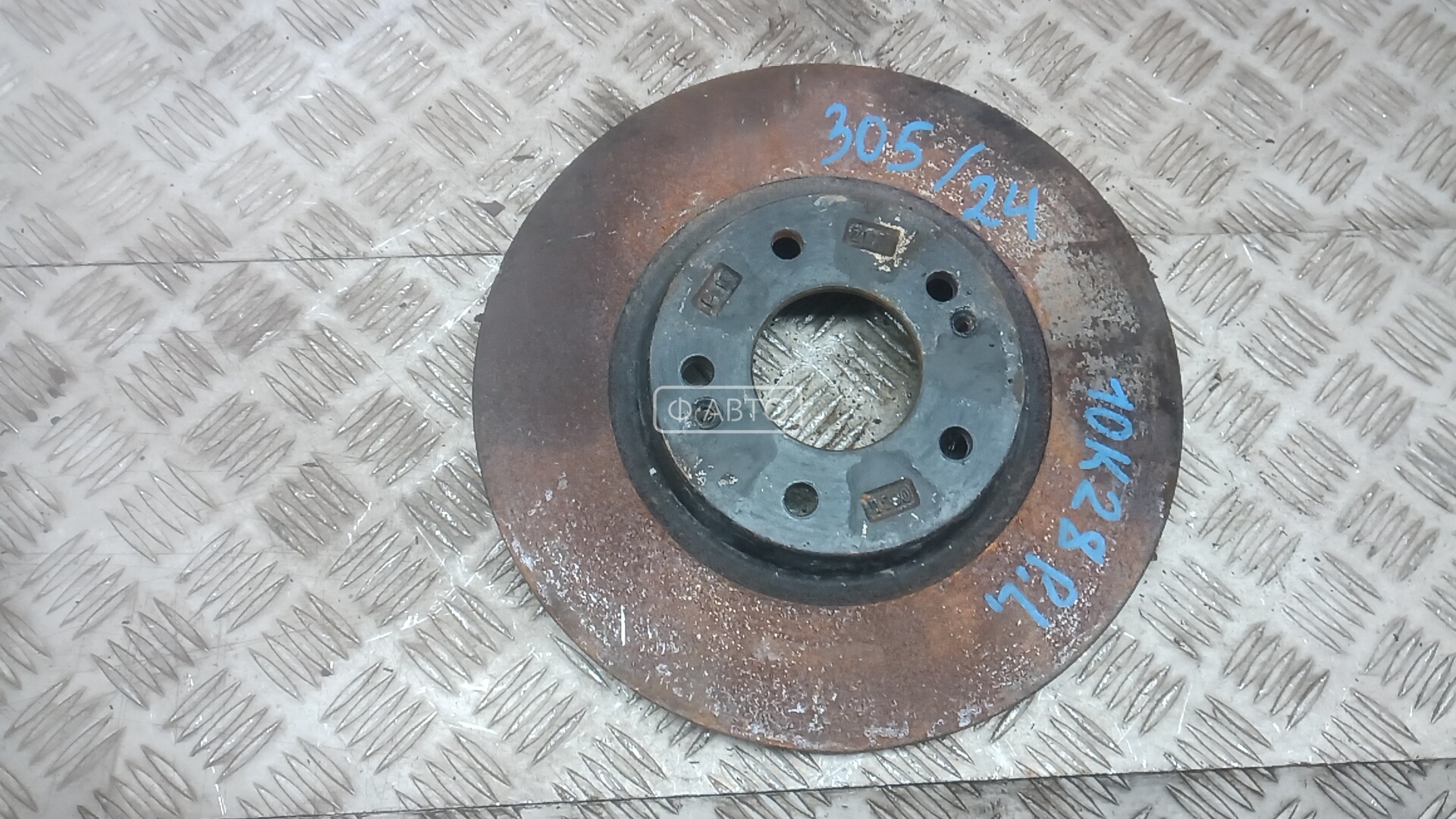 Диск тормозной передний