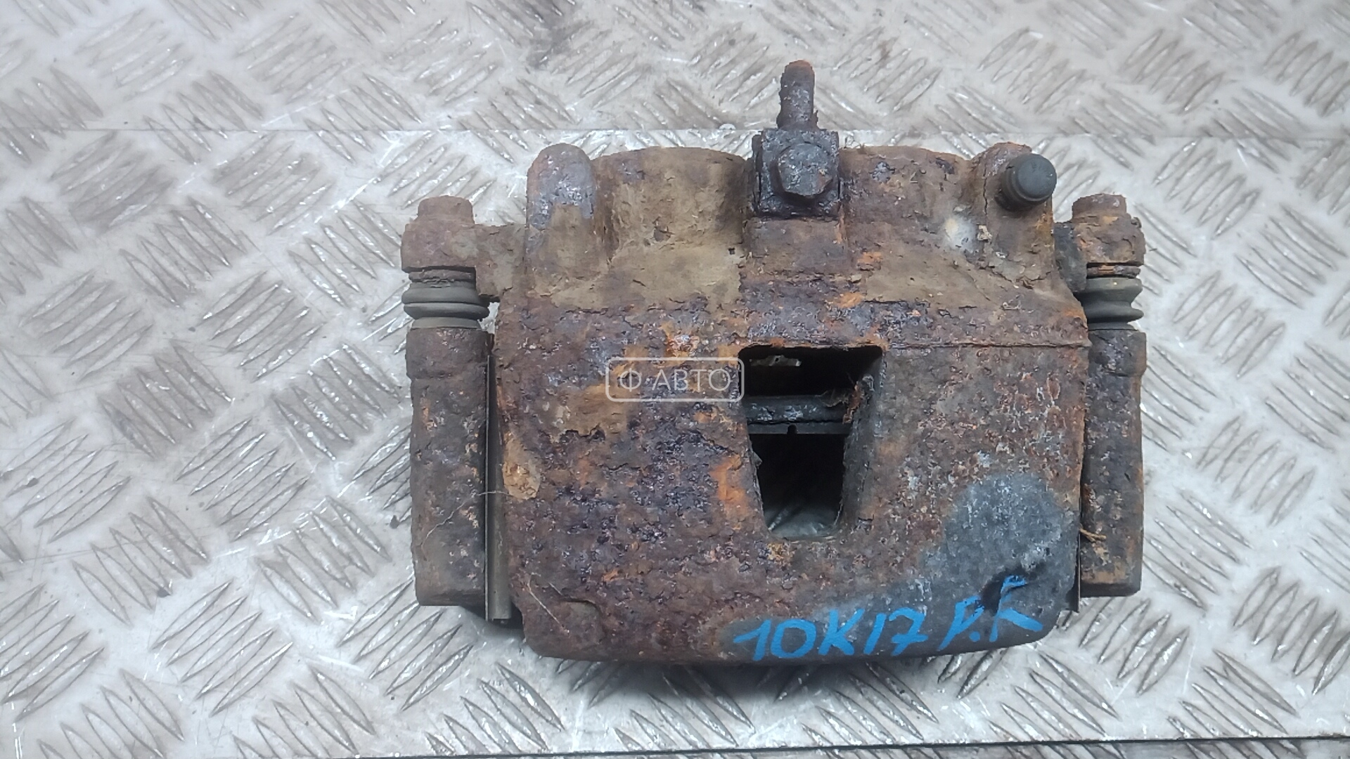 Суппорт тормозной передний правый