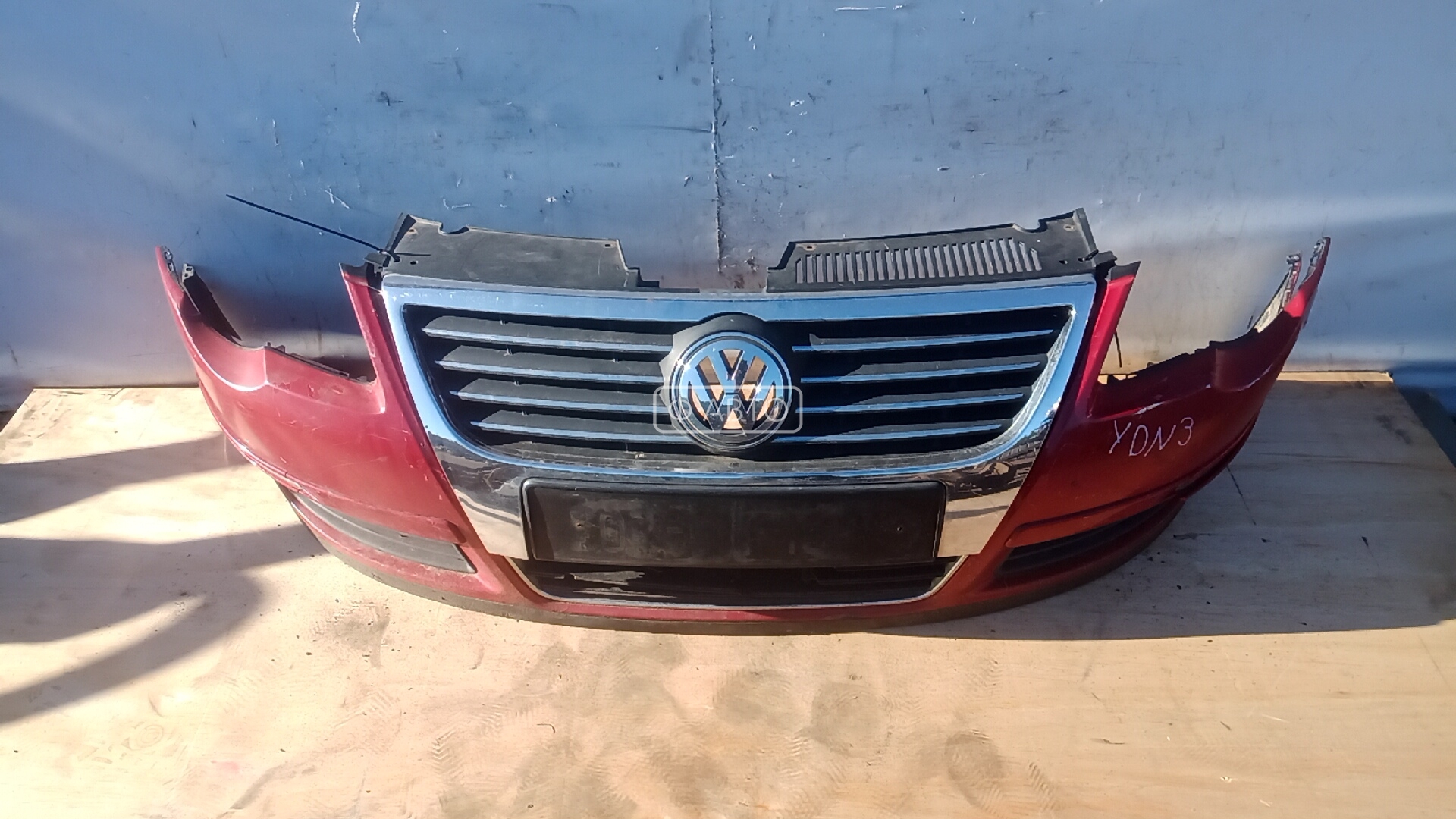 Бампер передний